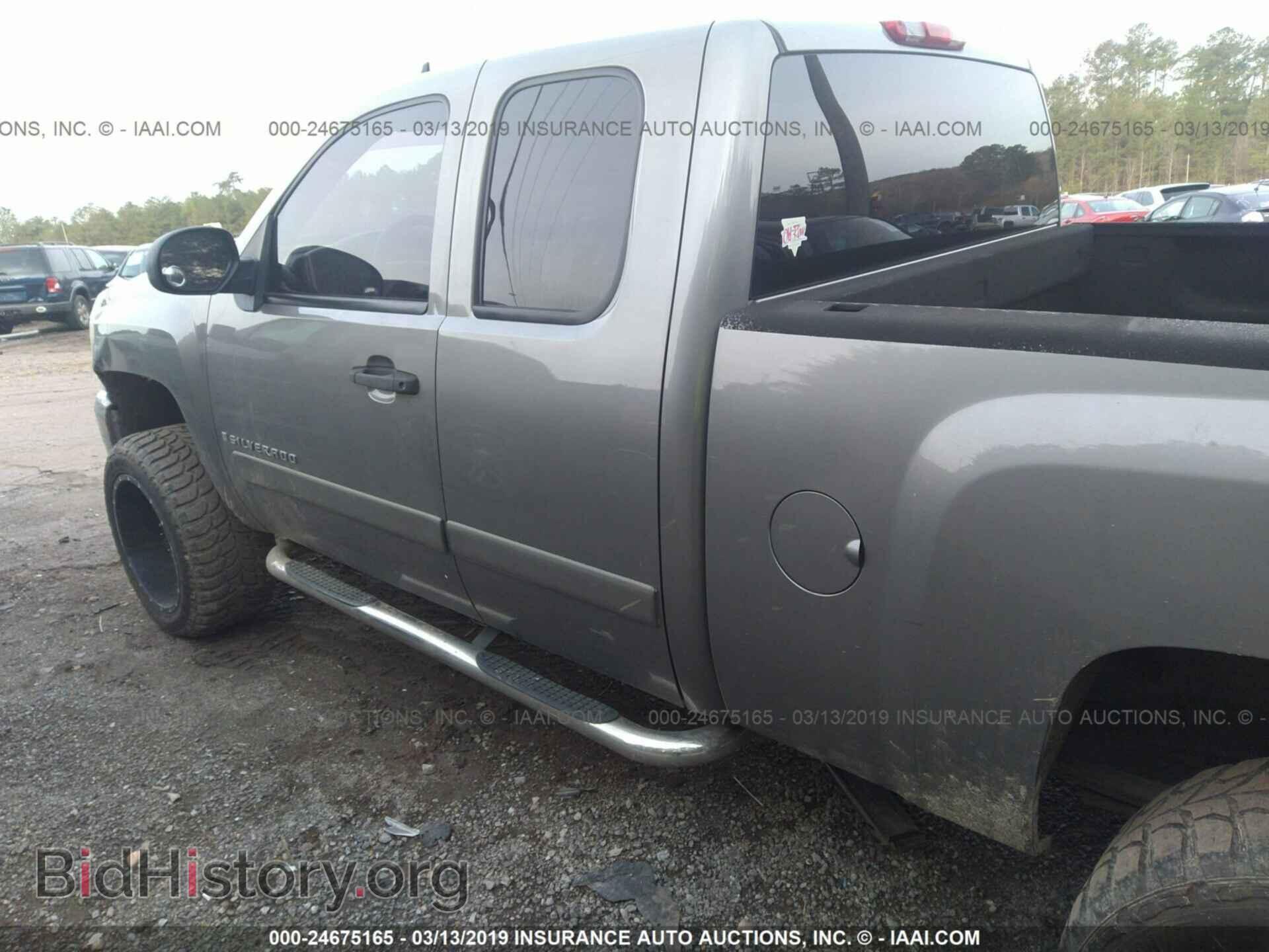 2007 CHEVROLET SILVERADO - VIN: 2GCEC19J871597718 - Фото 3