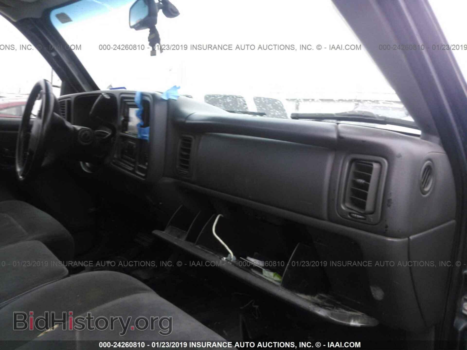 2004 GMC NEW SIERRA - VIN: 2GTEC19TX41245933 - Фото 5