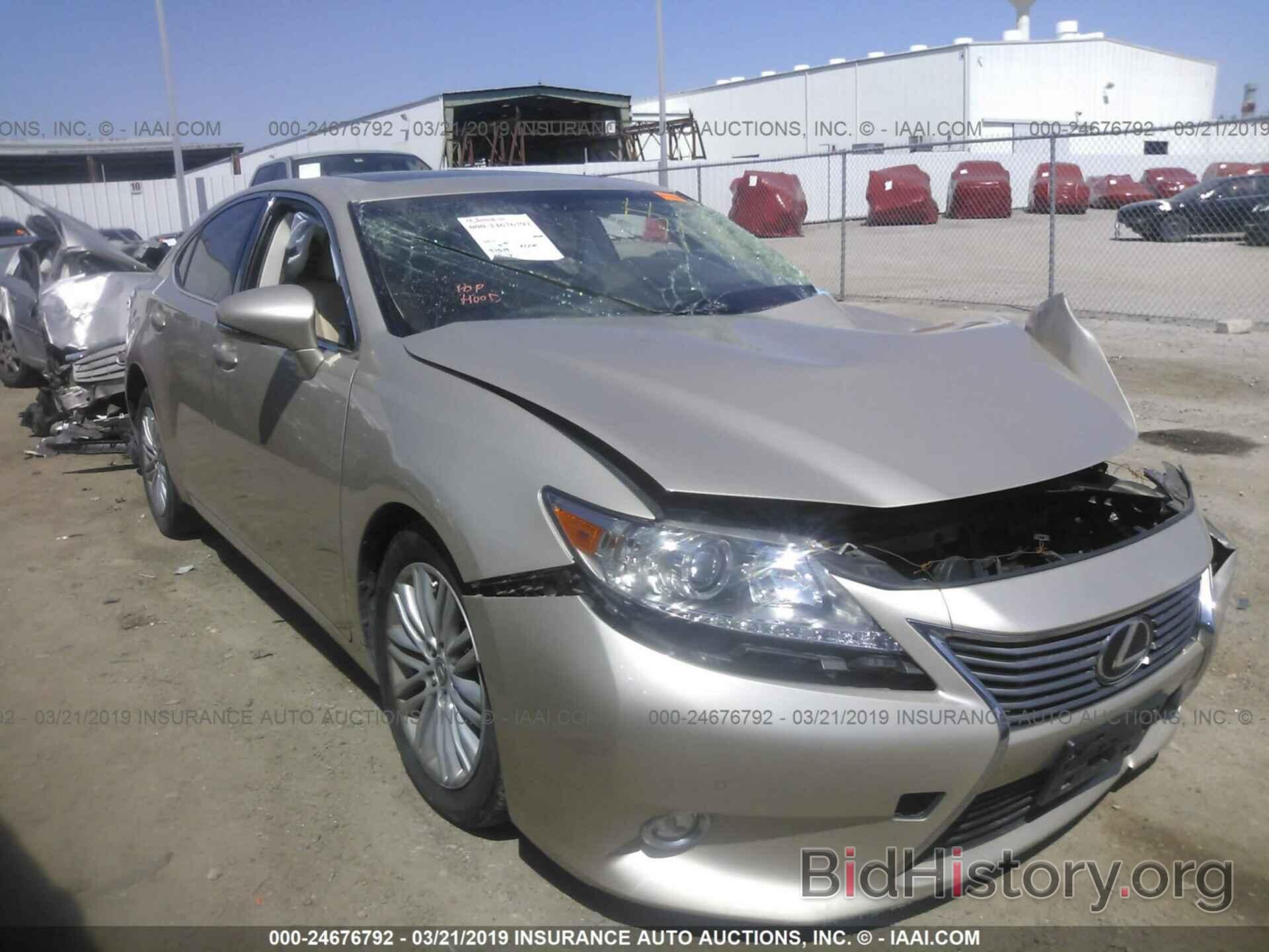 Photo JTHBK1GG5F2179711 - LEXUS ES 2015