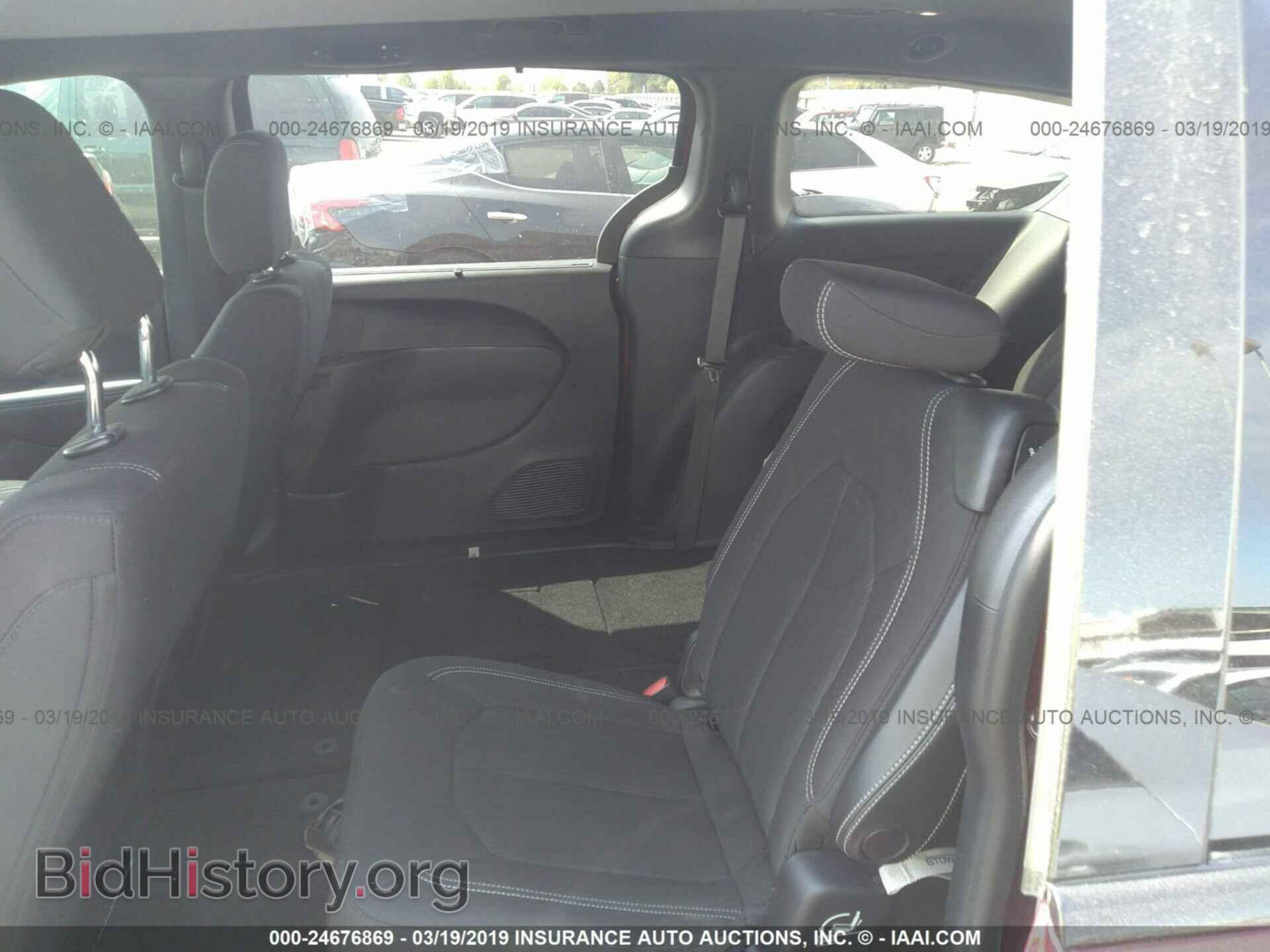 2018 CHRYSLER PACIFICA - VIN: 2C4RC1FG3JR305945 - Photo 8