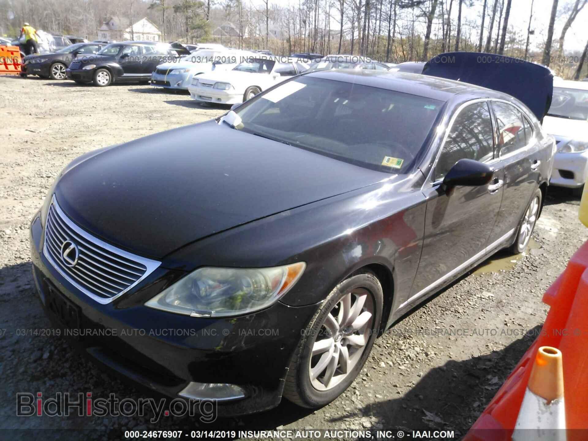 2007 LEXUS LS - VIN: JTHBL46F875033178 - Фото 2