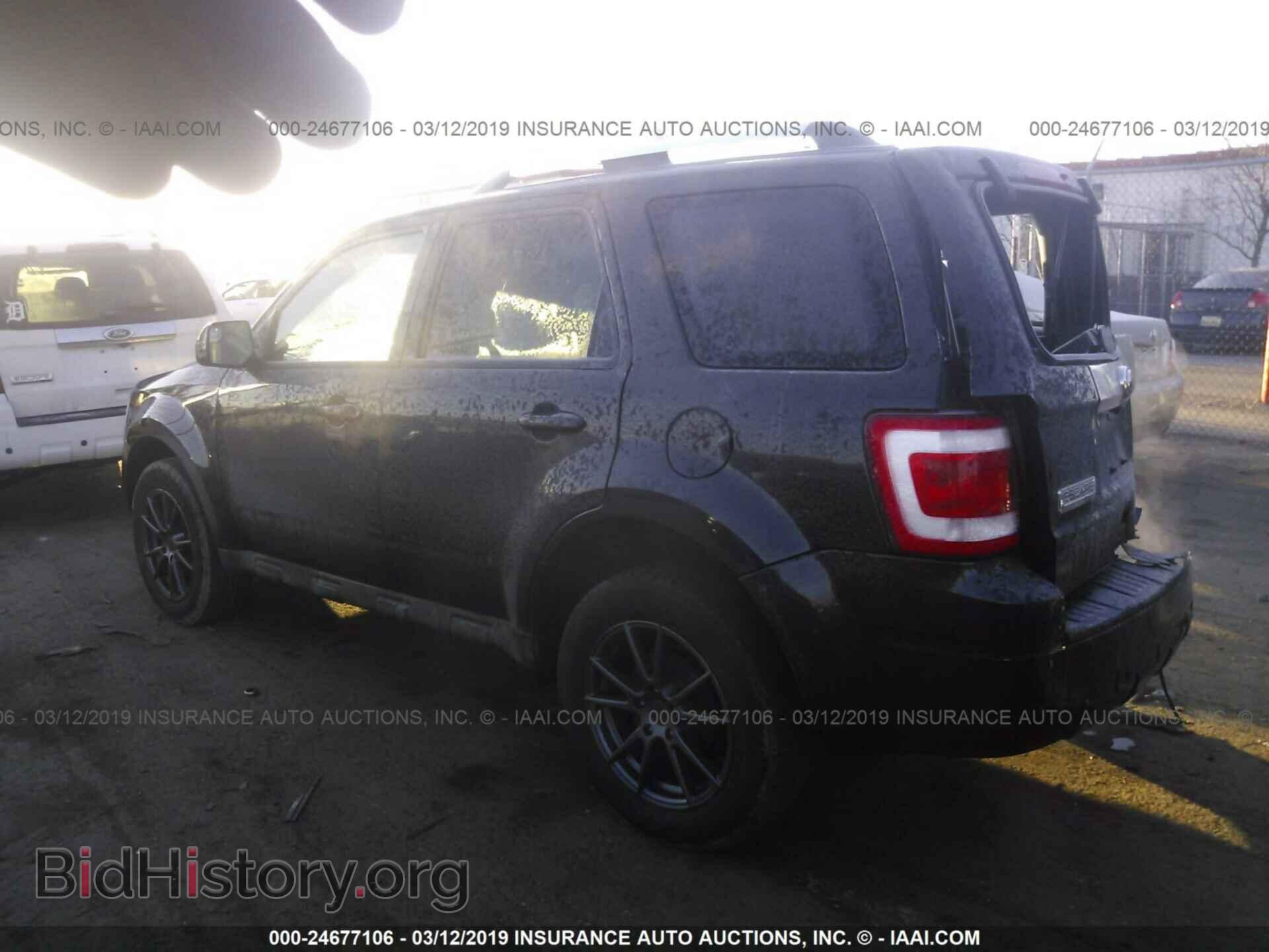 2011 FORD ESCAPE - VIN: 1FMCU0EG2BKA06263 - Фото 3