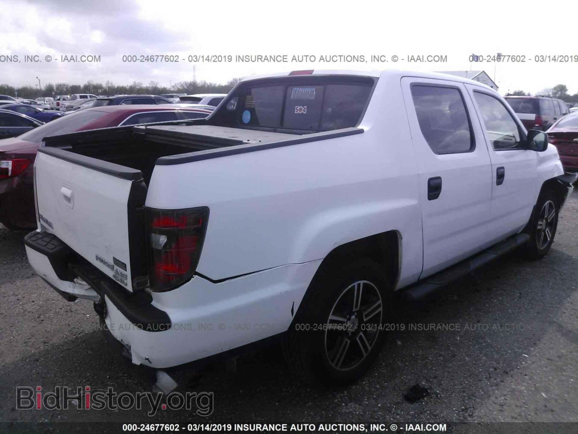 2013 HONDA RIDGELINE - VIN: 5FPYK1F77DB004990 - Фото 4