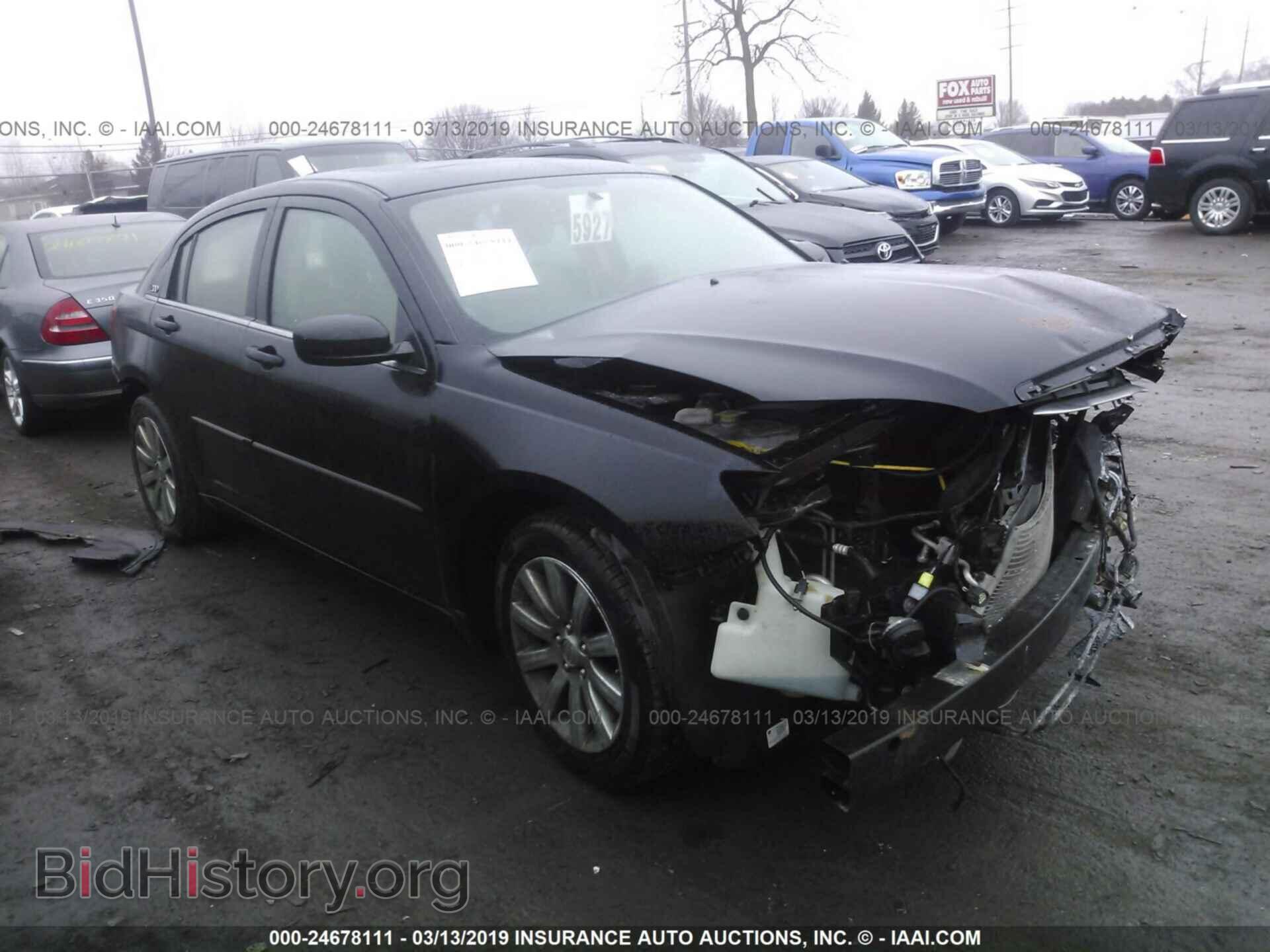 Photo 1C3CCBBB8DN666289 - CHRYSLER 200 2013