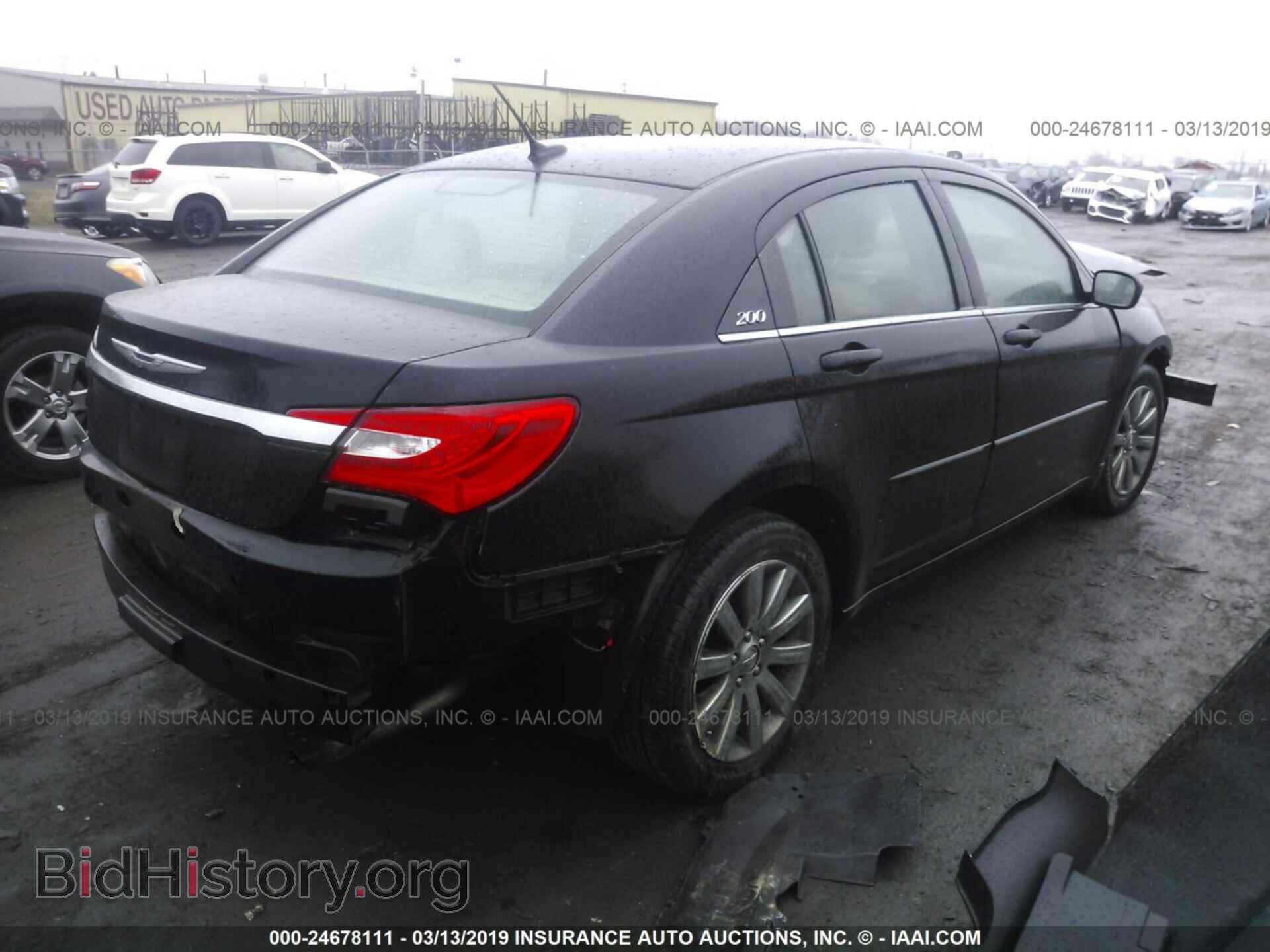 2013 CHRYSLER 200 - VIN: 1C3CCBBB8DN666289 - Photo 4