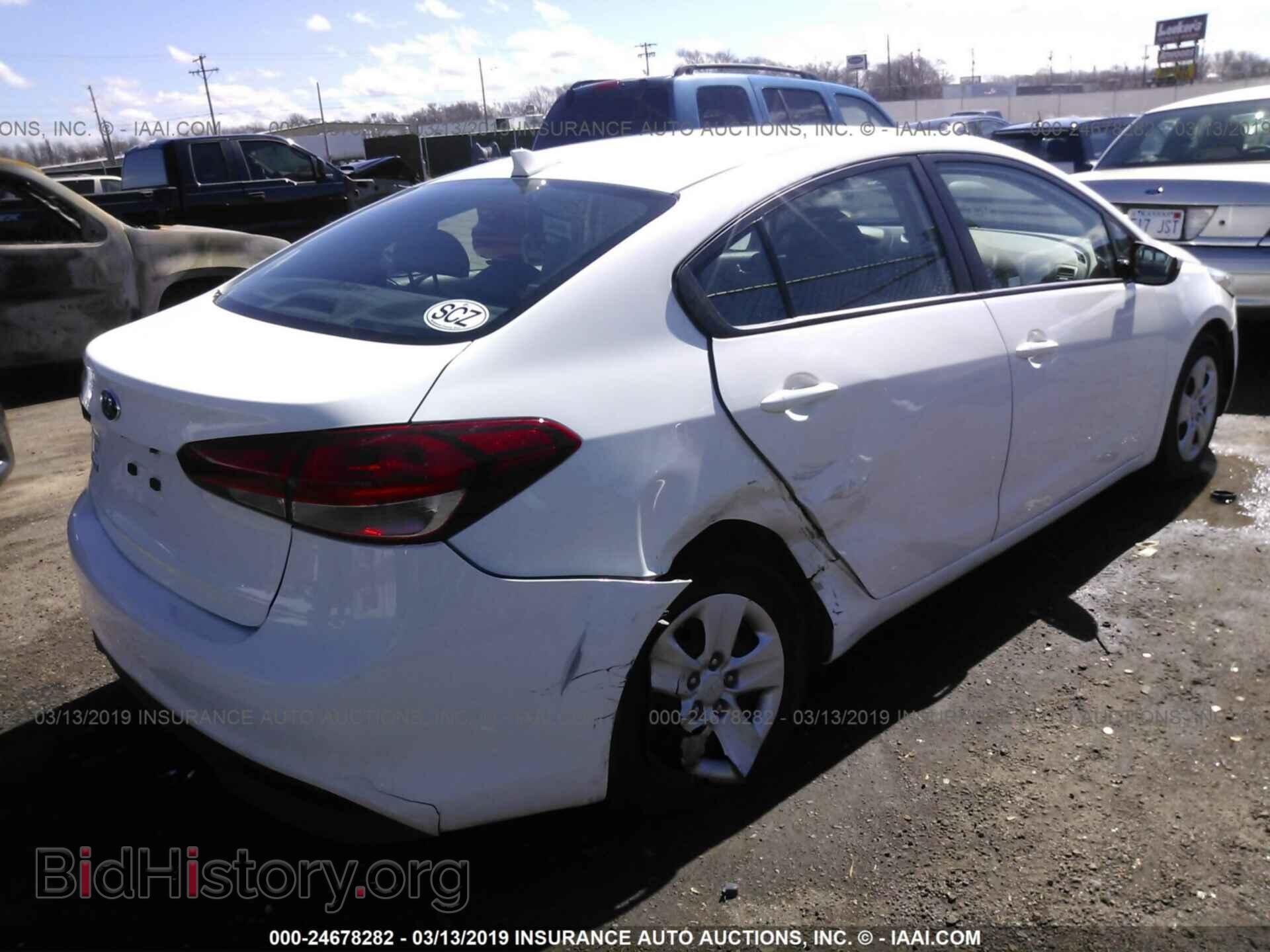2017 KIA FORTE - VIN: 3KPFK4A79HE074883 - Фото 4