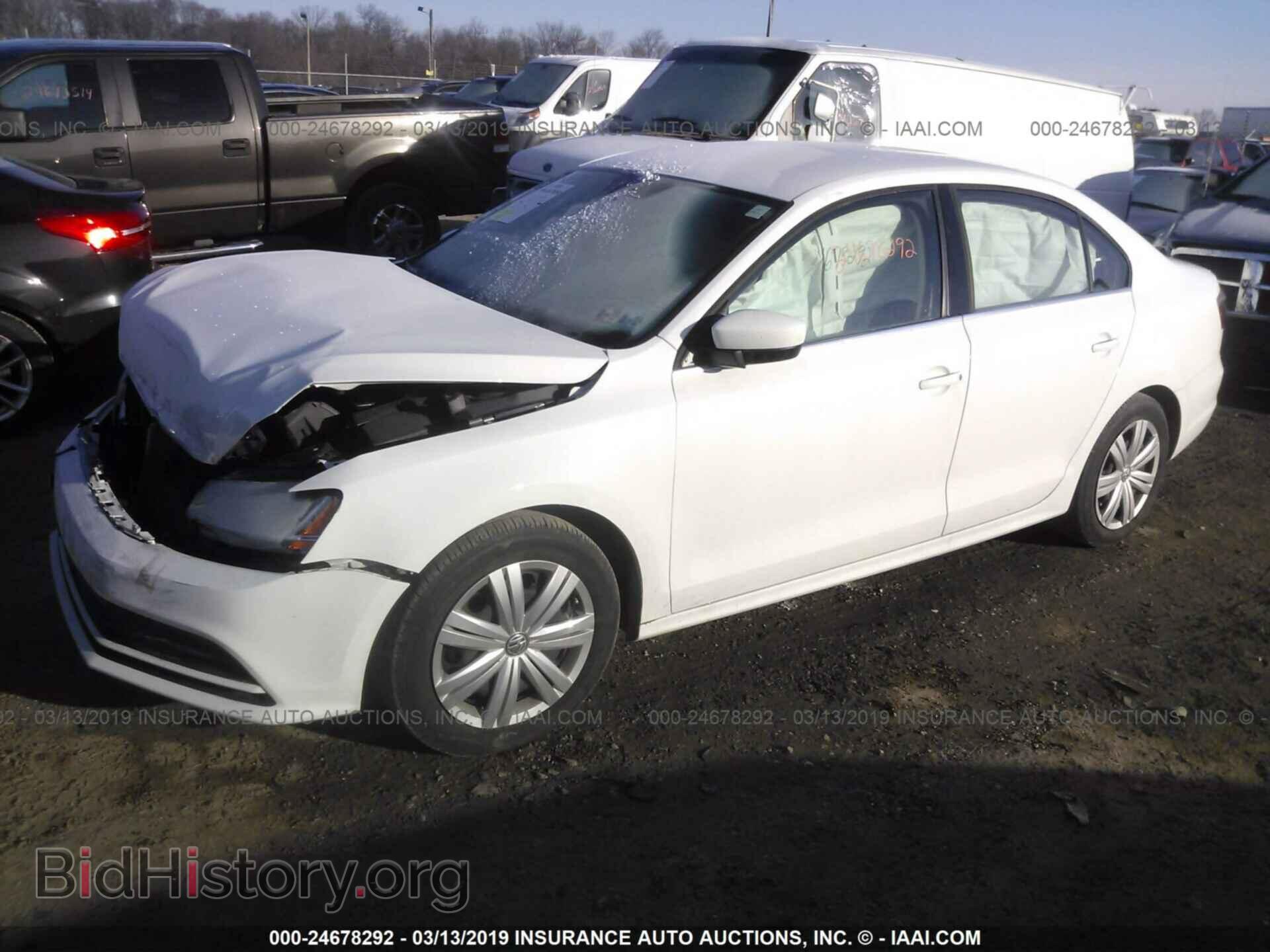 2017 VOLKSWAGEN JETTA - VIN: 3VW2B7AJ6HM400458 - Фото 2