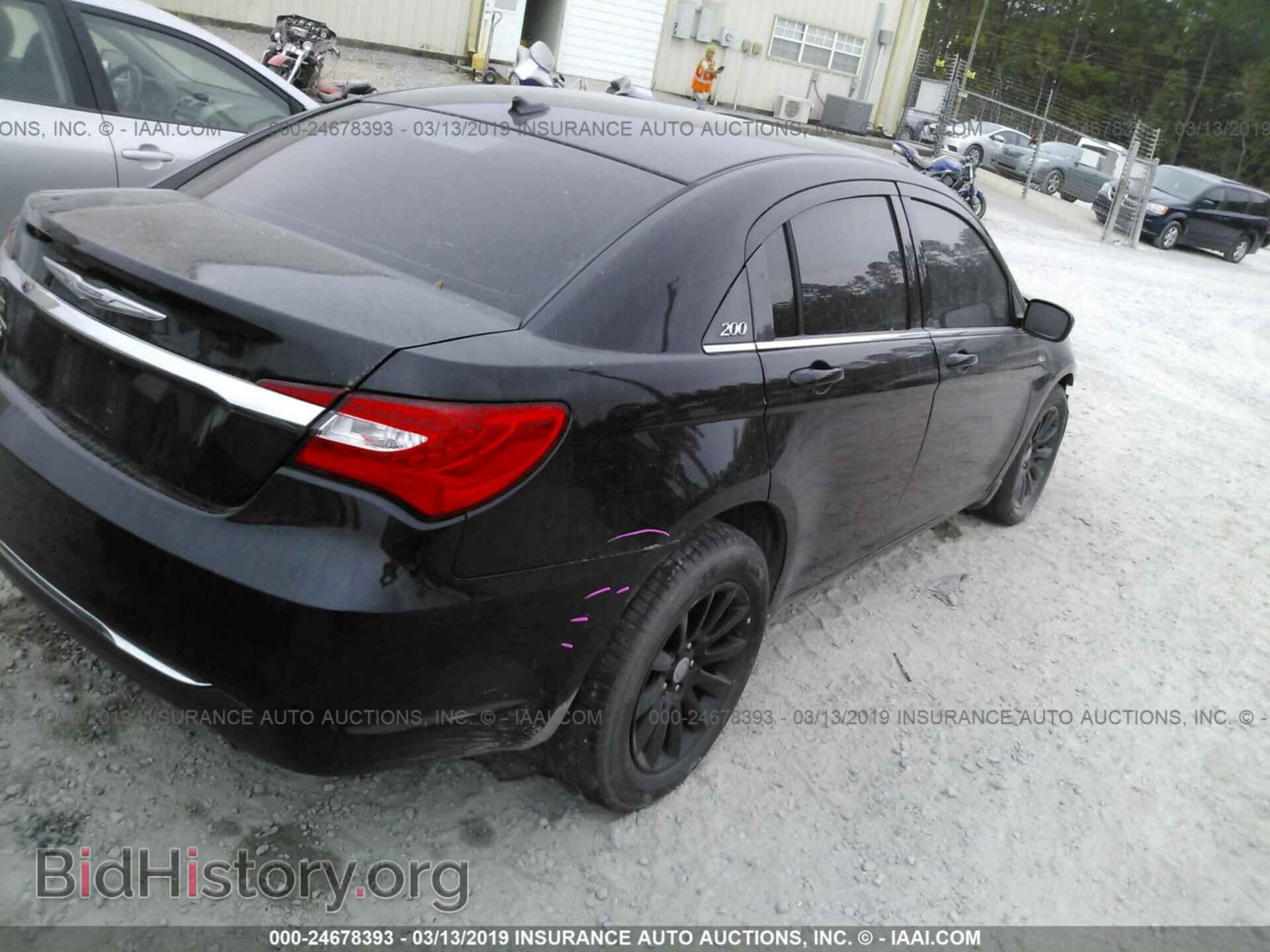 2012 CHRYSLER 200 - VIN: 1C3CCBBG5CN321375 - Фото 4