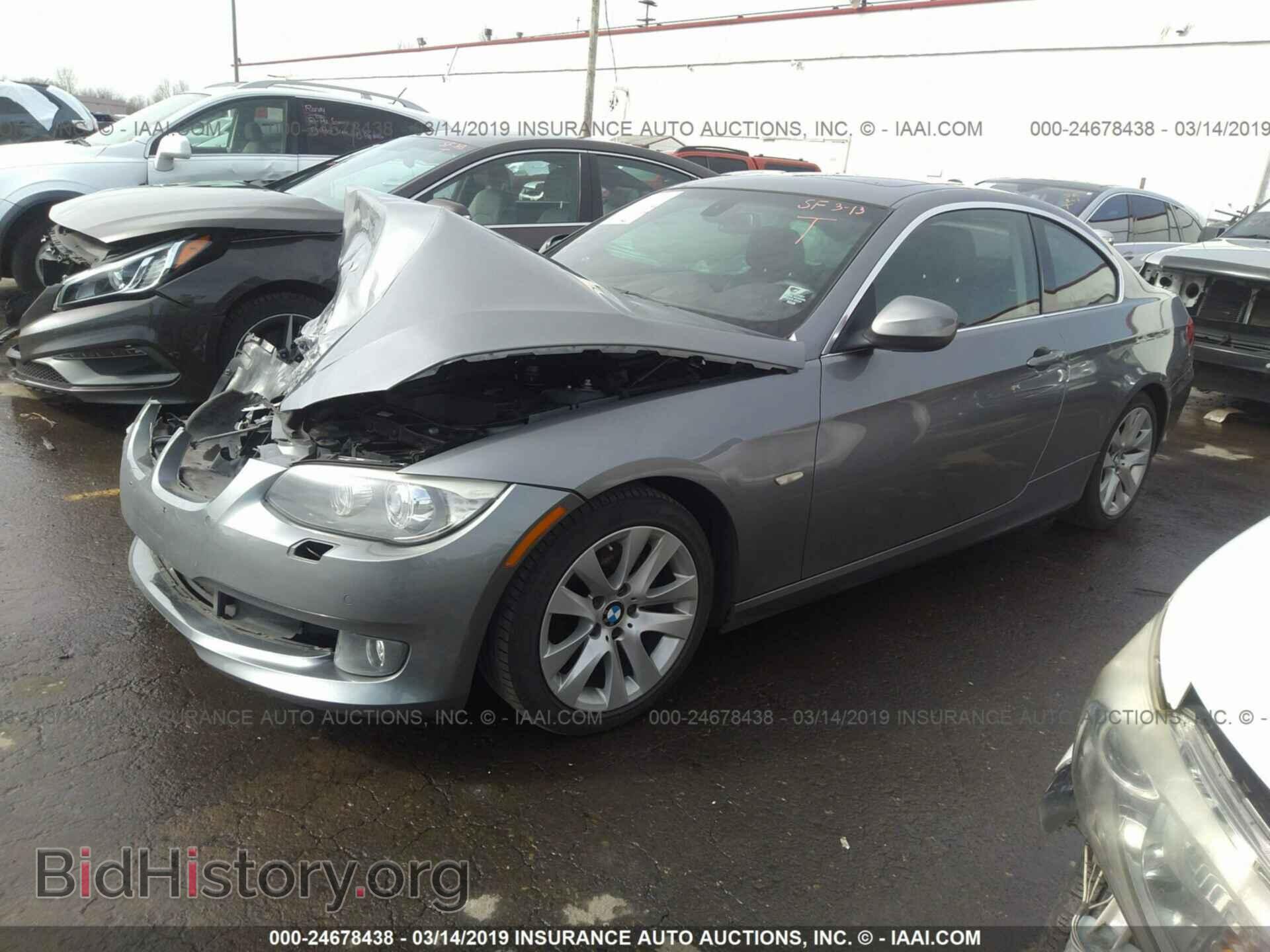 2011 BMW 328 - VIN: WBAKE5C55BE573266 - Фото 2