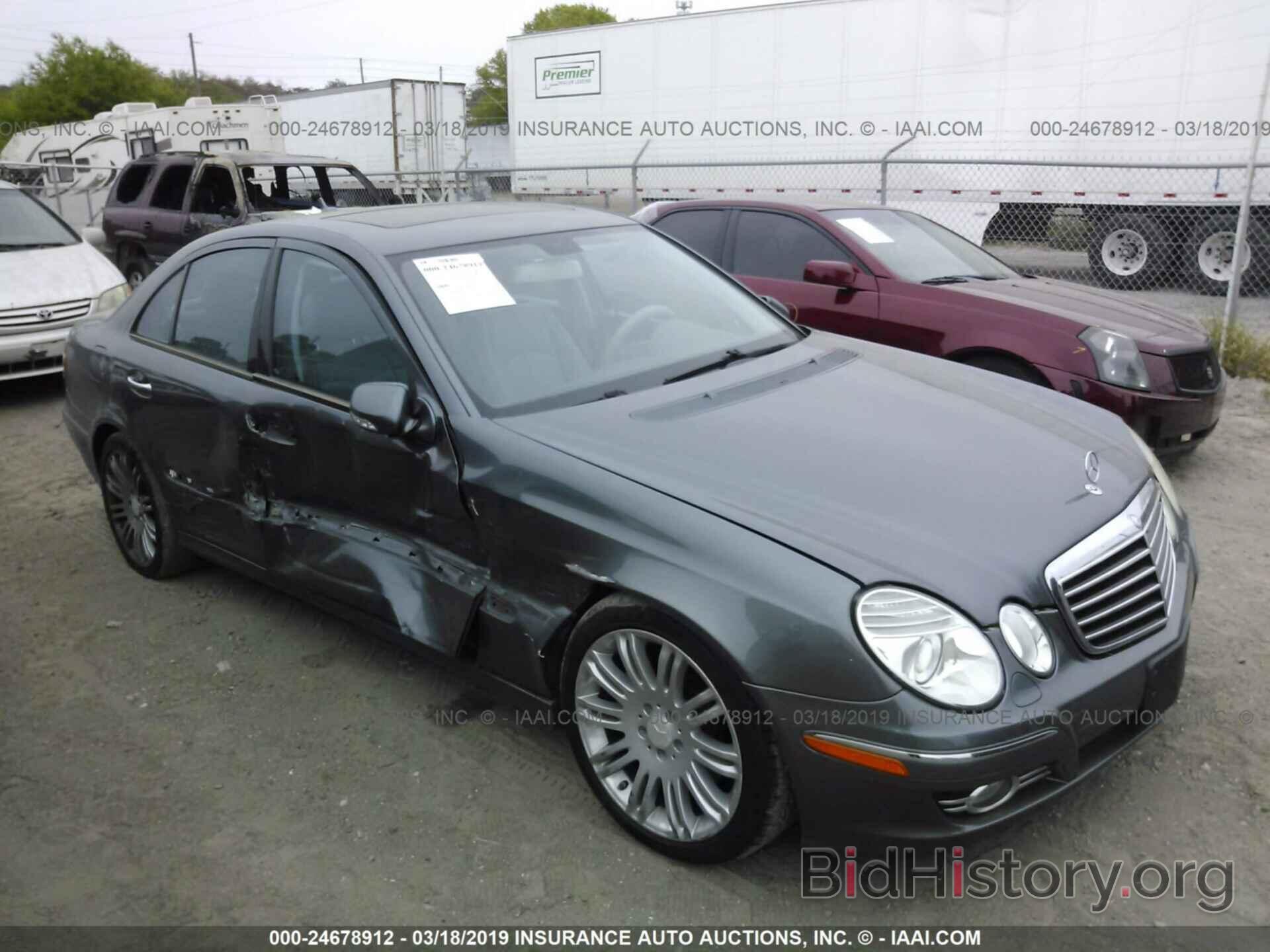 Photo WDBUF56X98B224724 - MERCEDES-BENZ E-CLASS 2008