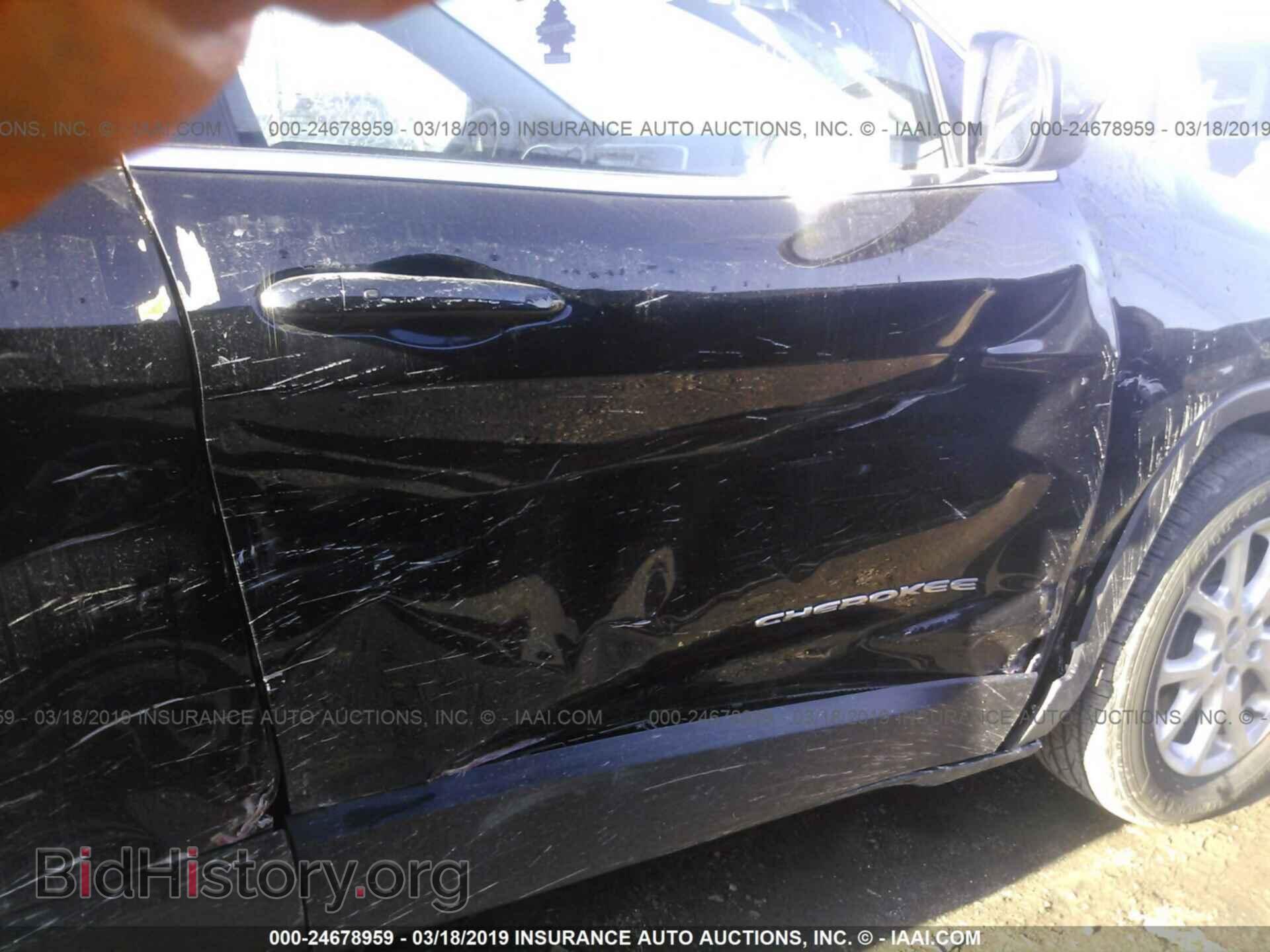 2018 JEEP CHEROKEE - VIN: 1C4PJLLB7JD590363 - Фото 6