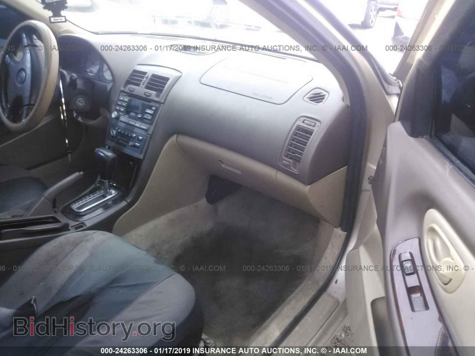 2011 SUBARU FORESTER - VIN: JF2SHABC4BH701323 - Фото 5