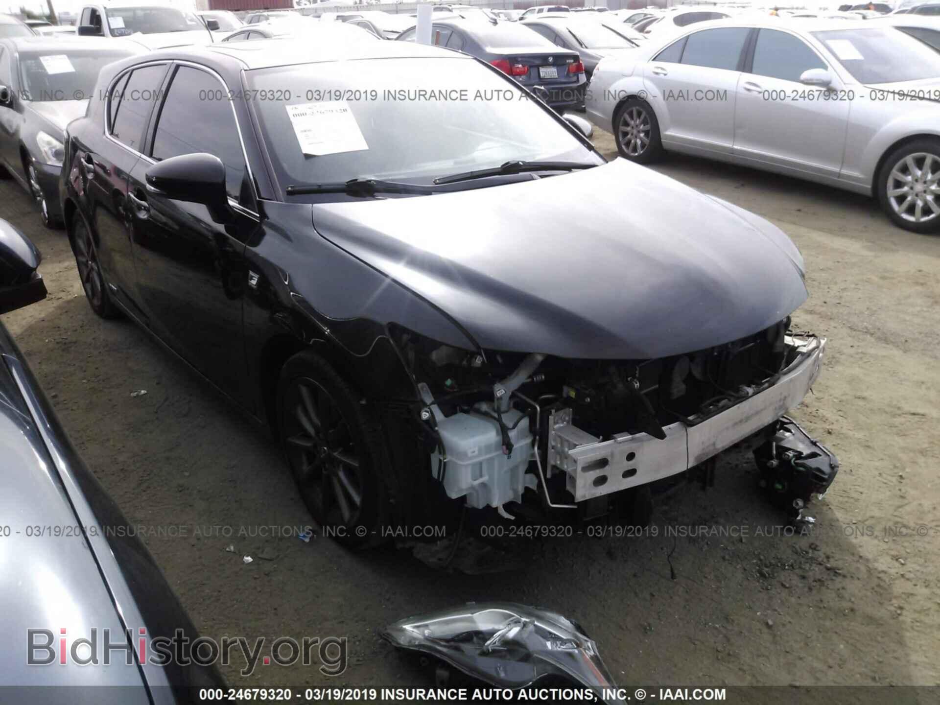 Фотография JTHKD5BHXD2165320 - LEXUS CT 2013