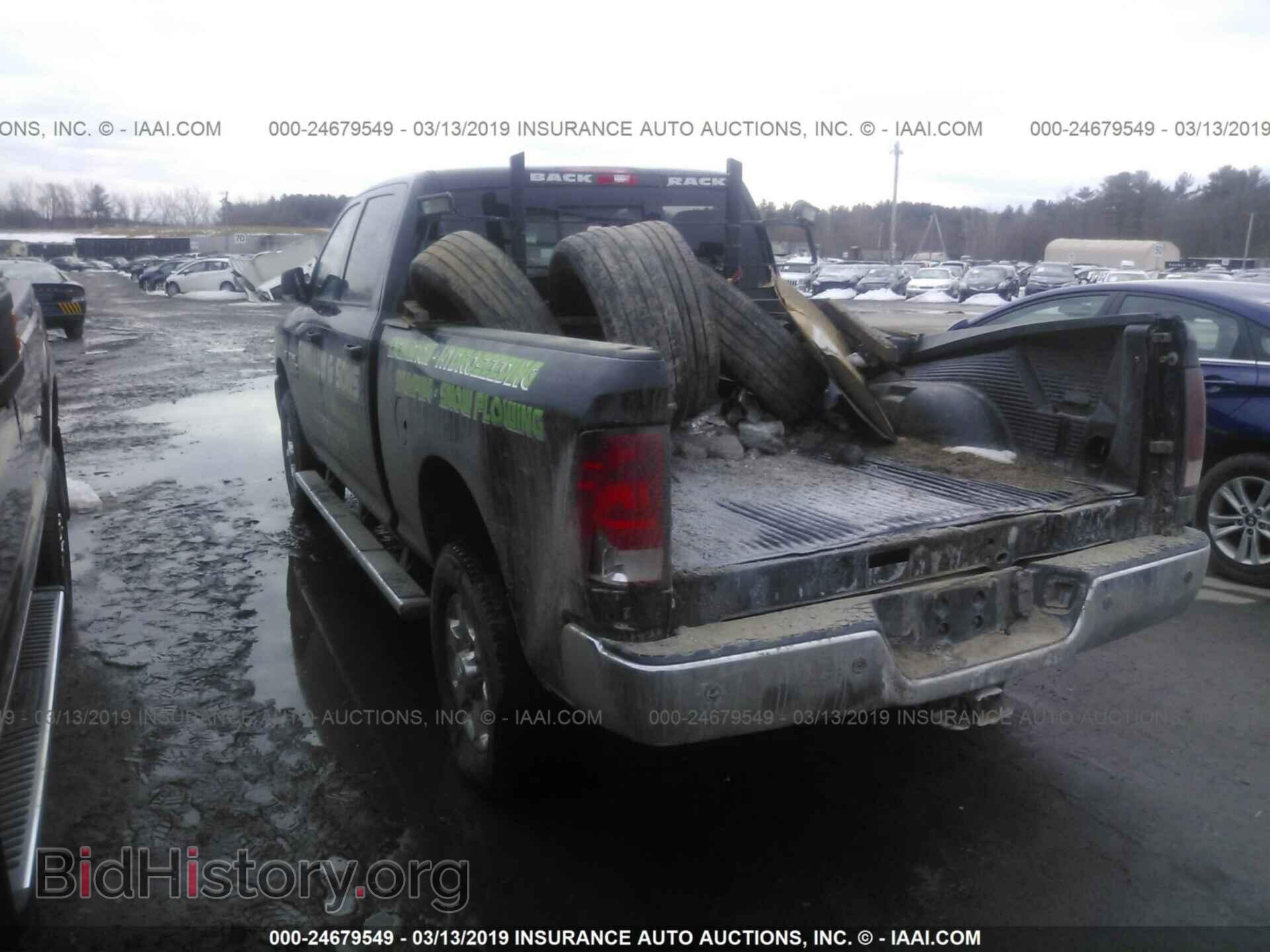 2016 RAM 2500 - VIN: 3C6TR5DT4GG109045 - Фото 3
