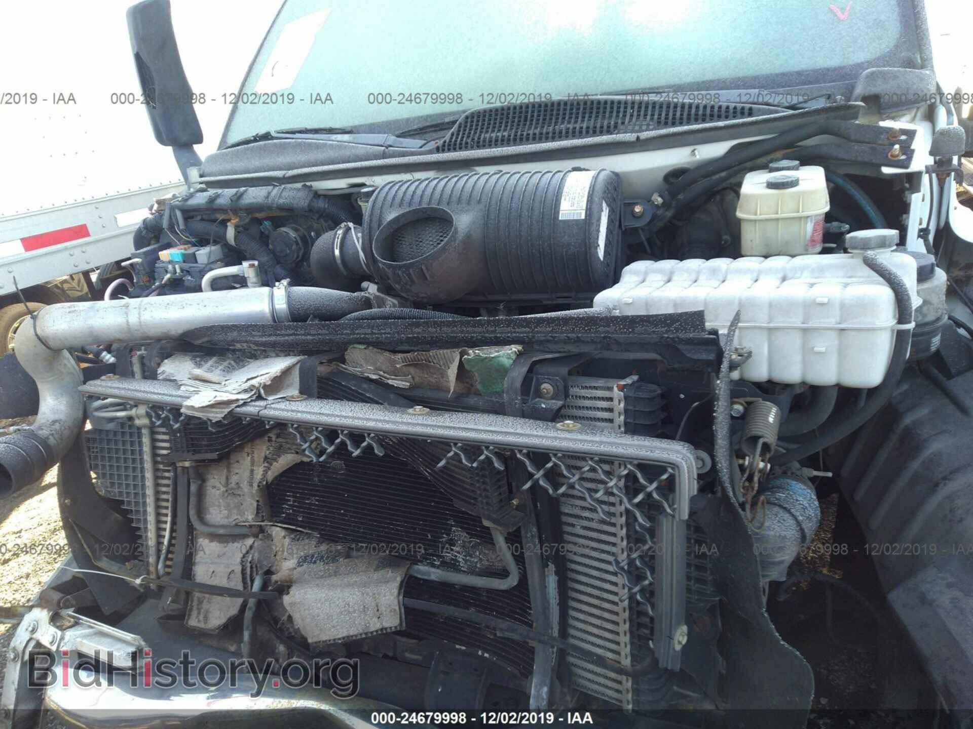 2006 GMC C5500 - VIN: 1GDE5C1236F430681 - Photo 10