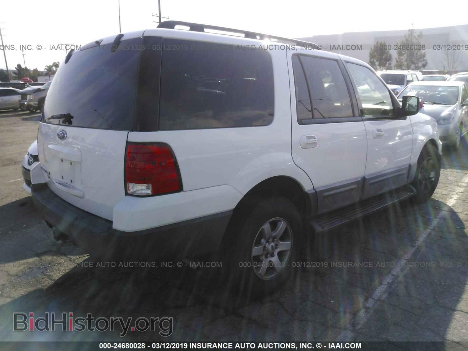 2006 FORD EXPEDITION - VIN: 1FMPU15556LA05601 - Фото 4