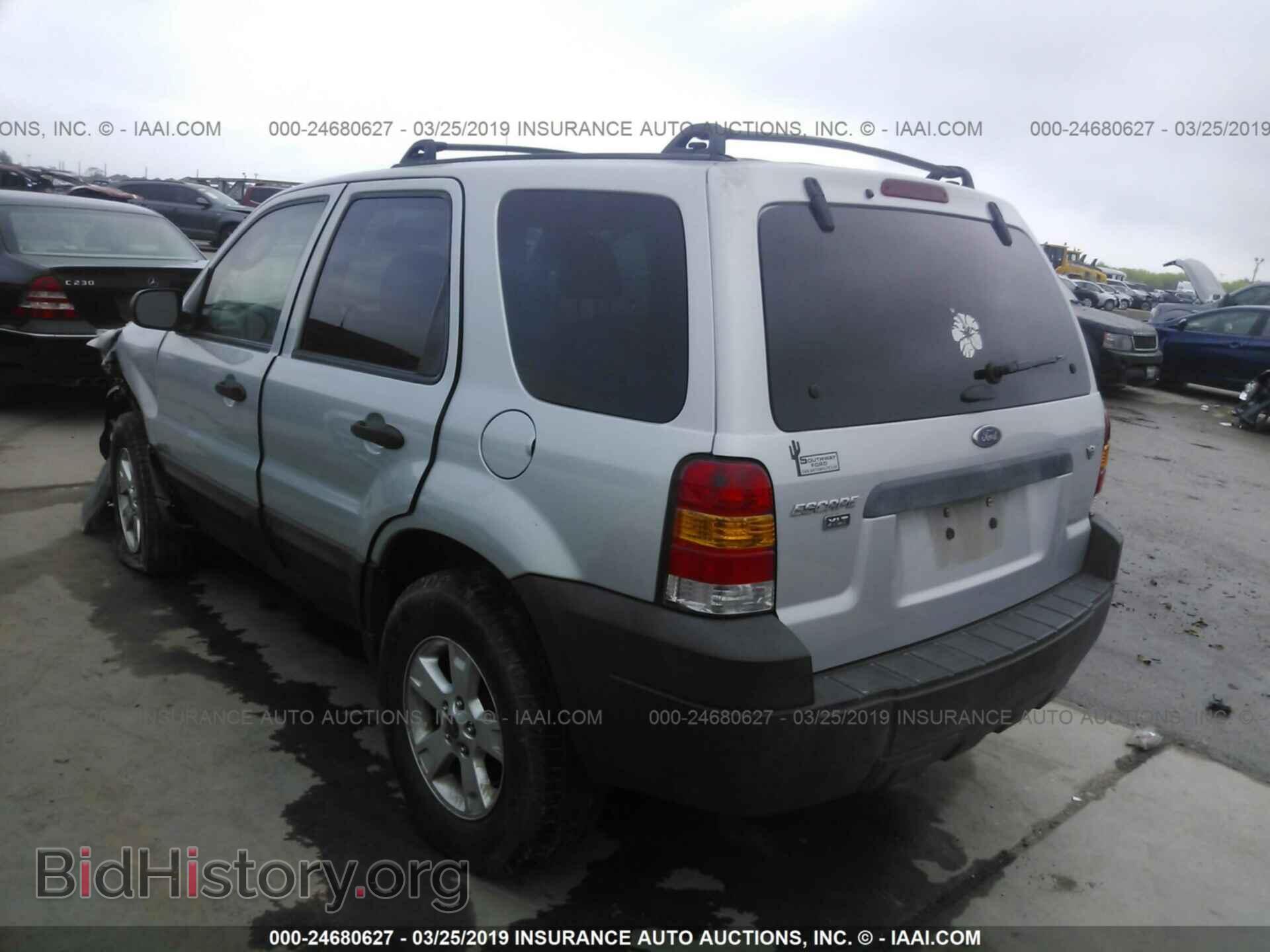 2005 FORD ESCAPE - VIN: 1FMYU93195KD12003 - Фото 3