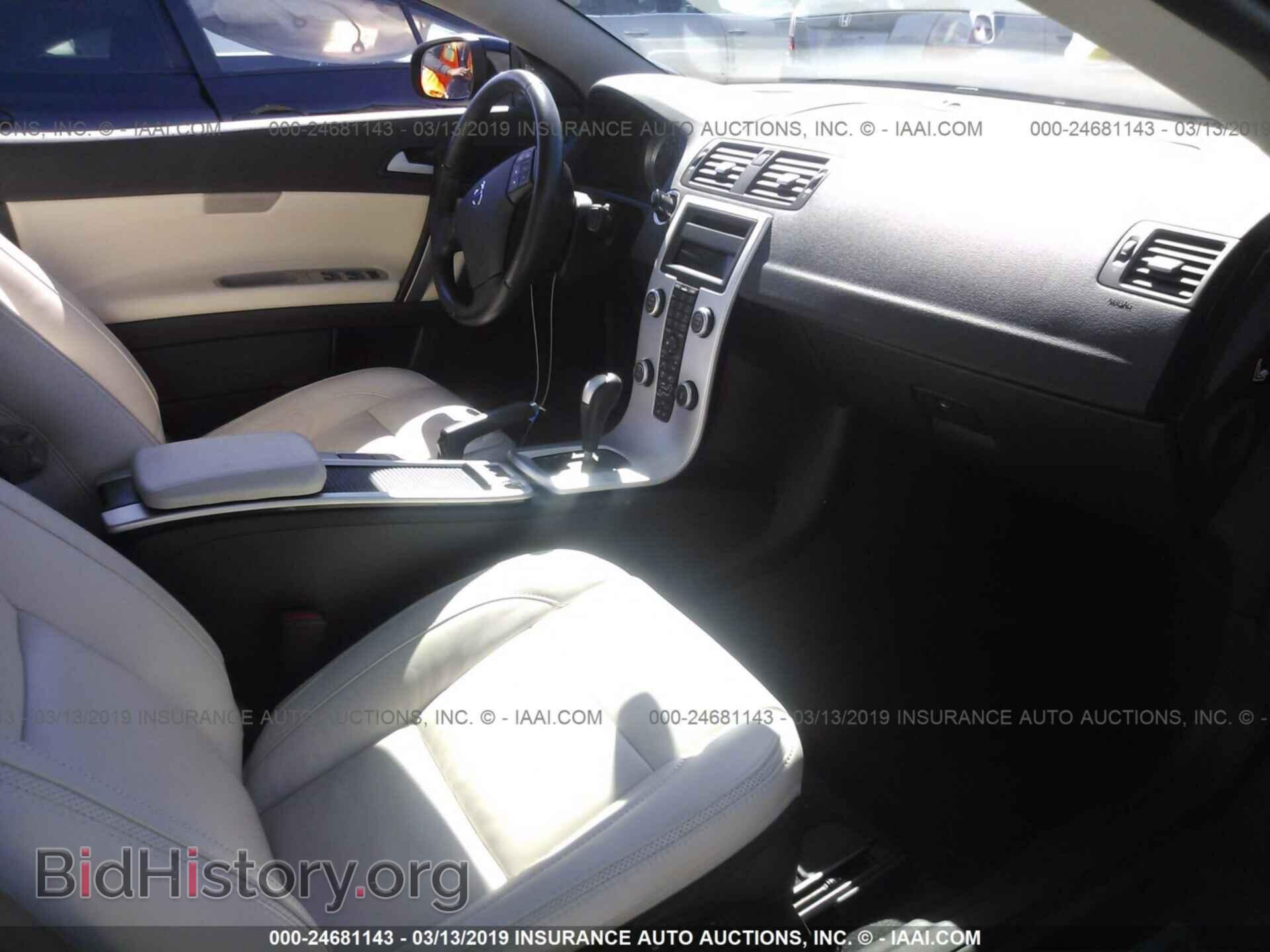 2013 VOLVO C70 - VIN: YV1672MC8DJ143293 - Фото 5