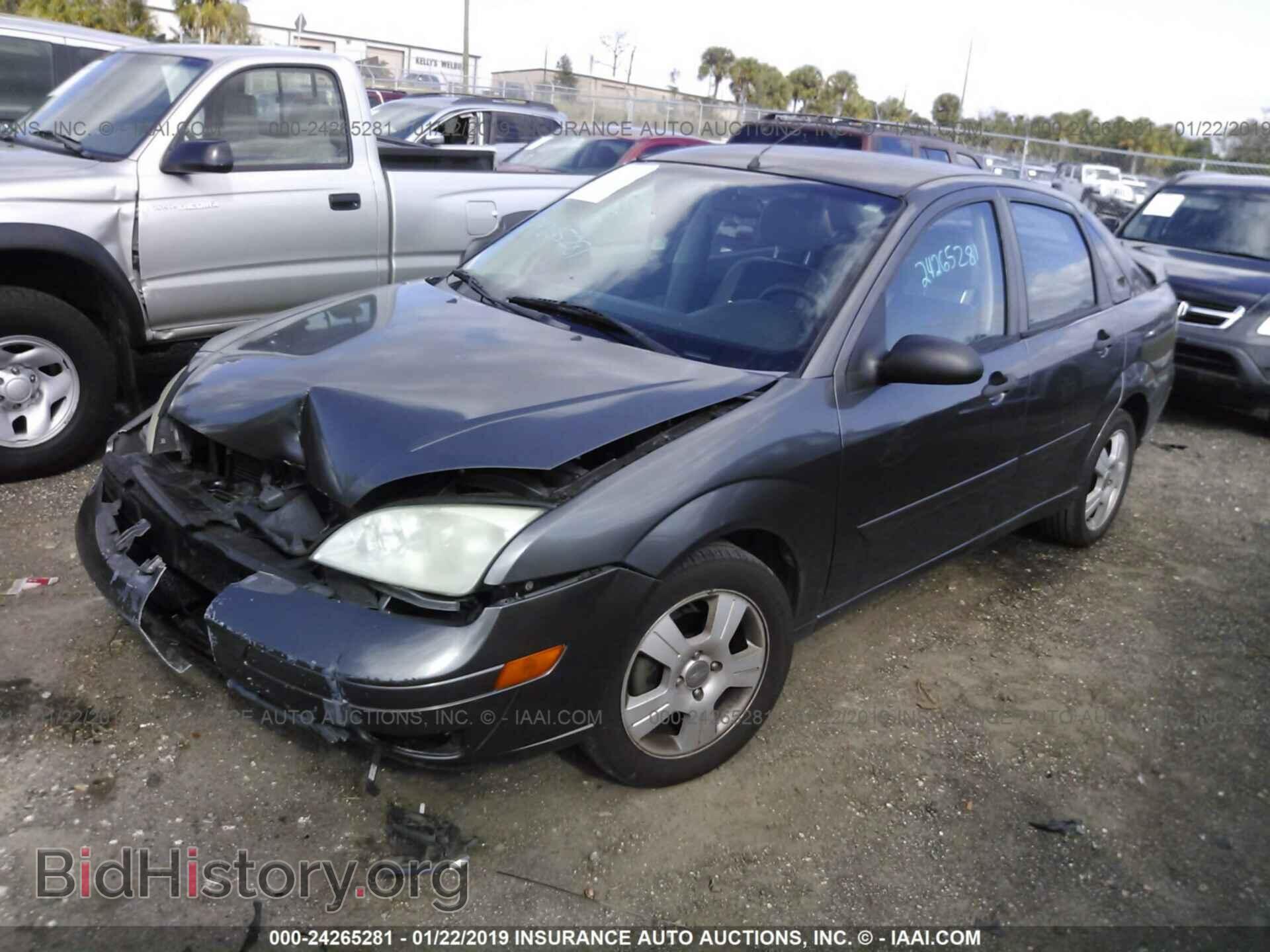 2007 FORD FOCUS - VIN: 1FAHP34N67W285855 - Фото 2