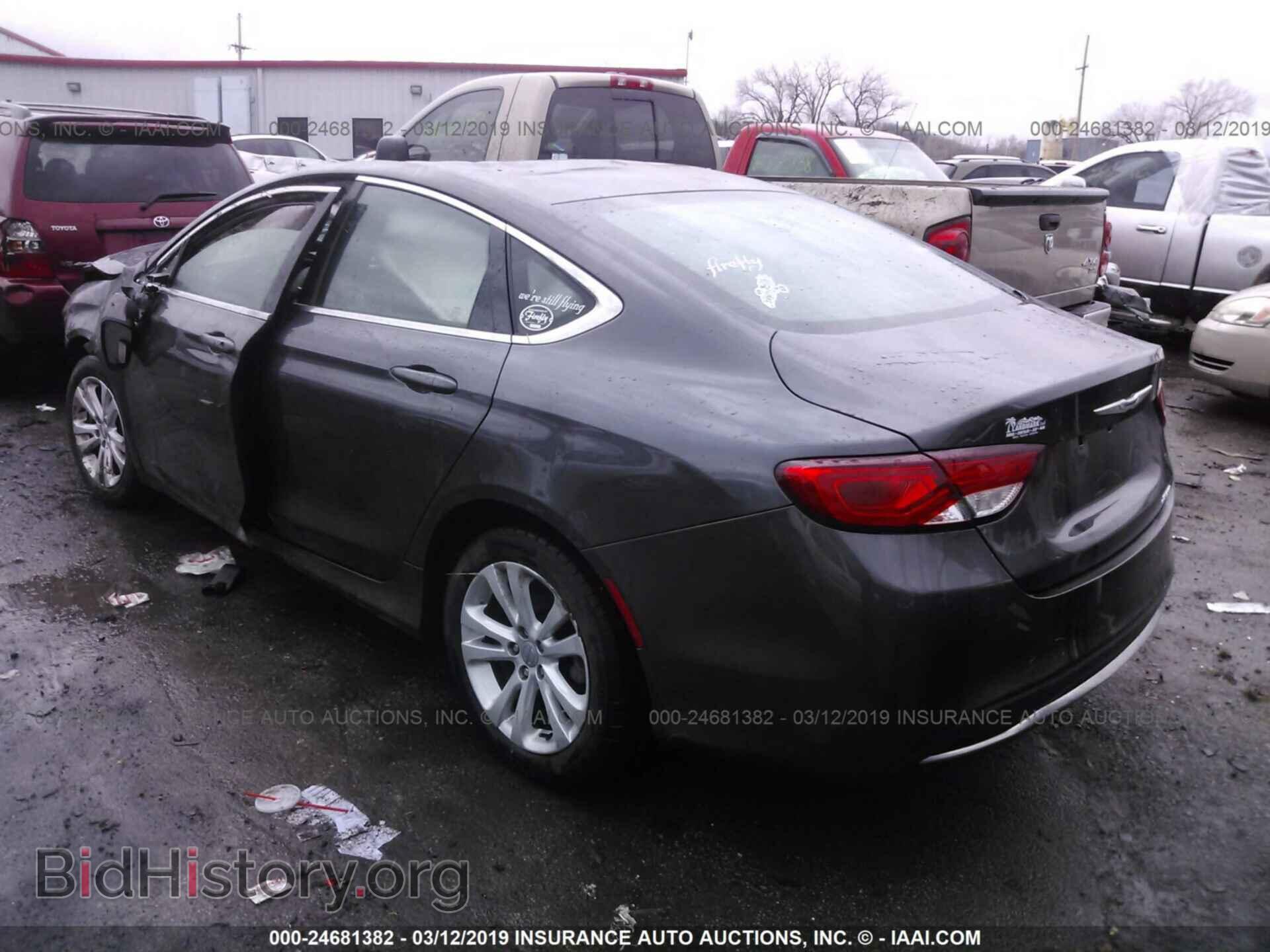 2015 CHRYSLER 200 - VIN: 1C3CCCABXFN685582 - Photo 3