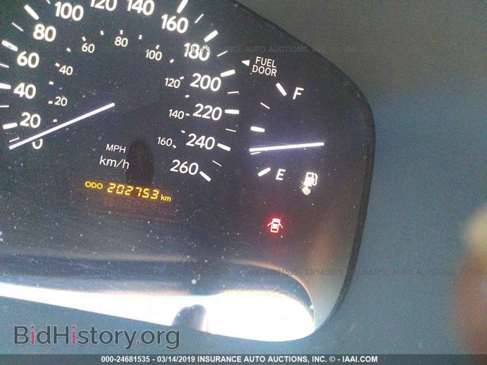2005 LEXUS LS - VIN: JTHBN36FX55018117 - Photo 7