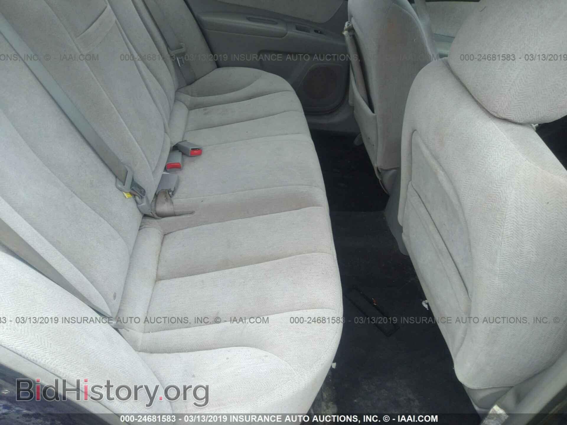 2008 KIA OPTIMA - VIN: KNAGE123585218217 - Фото 8