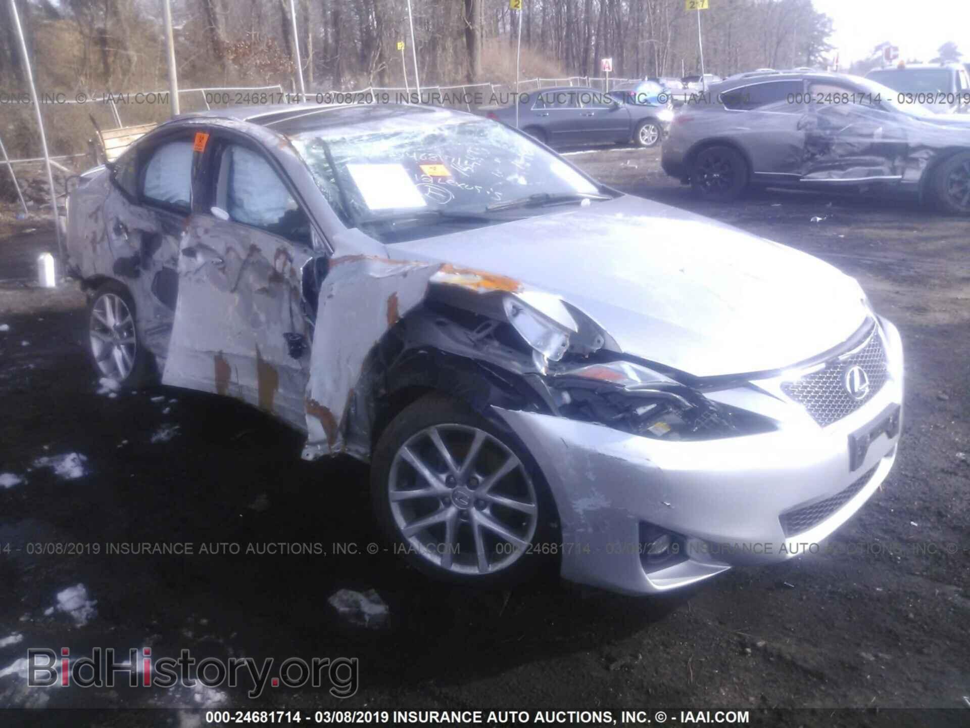 Photo JTHCF5C29C5057034 - LEXUS IS 2012