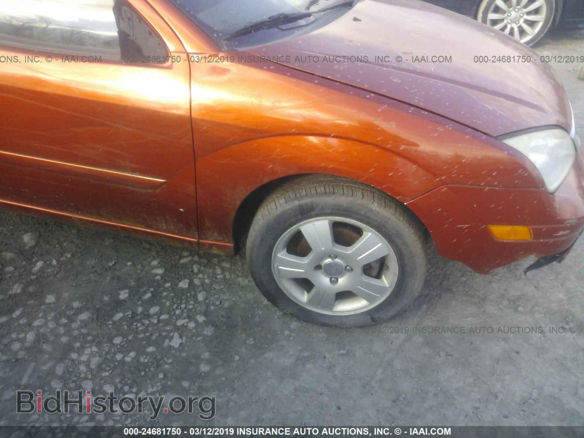 2005 FORD FOCUS - VIN: 3FAFP31N95R119342 - Фото 6