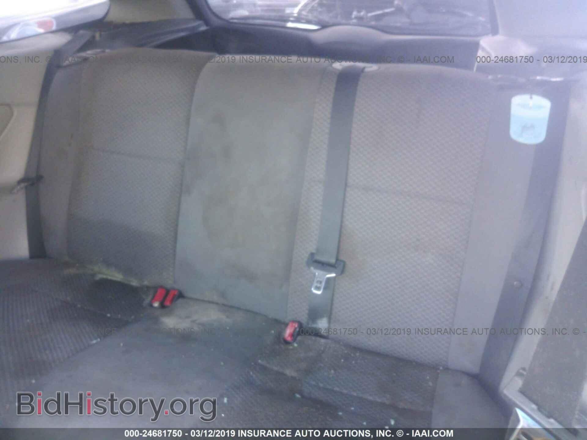 2005 FORD FOCUS - VIN: 3FAFP31N95R119342 - Фото 8