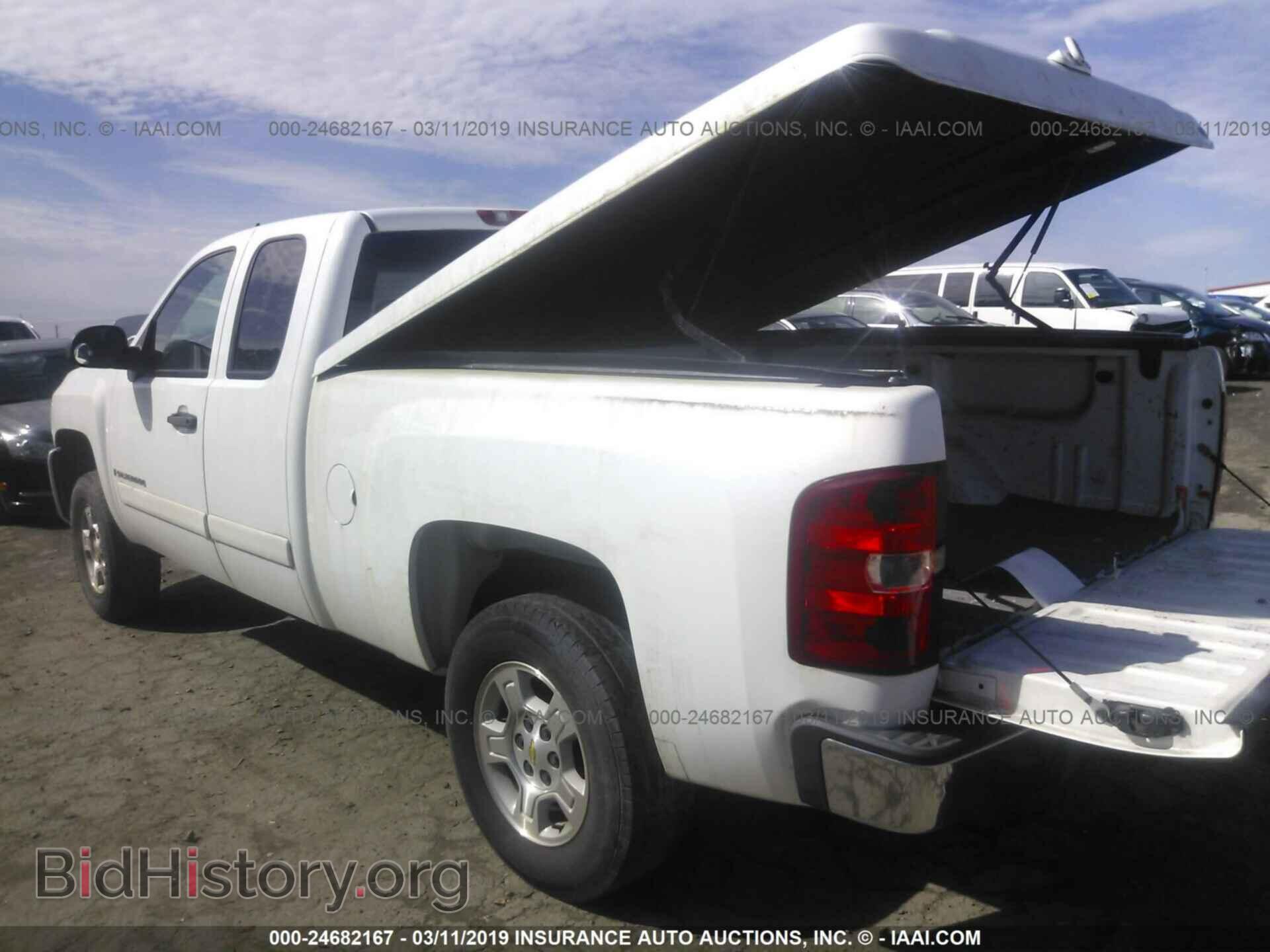 2008 CHEVROLET SILVERADO - VIN: 1GCEC19088Z217860 - Фото 3