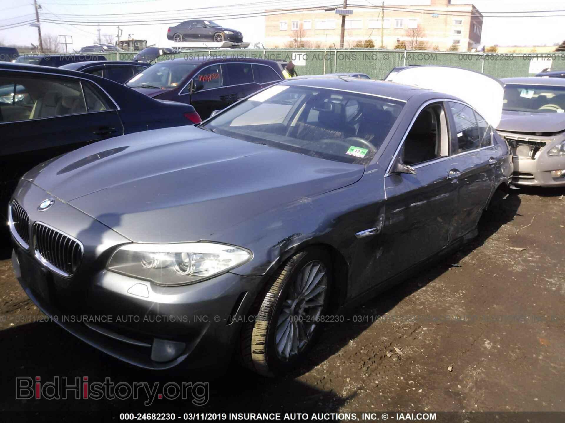 2011 BMW 535 - VIN: WBAFU7C5XBC781509 - Фото 2