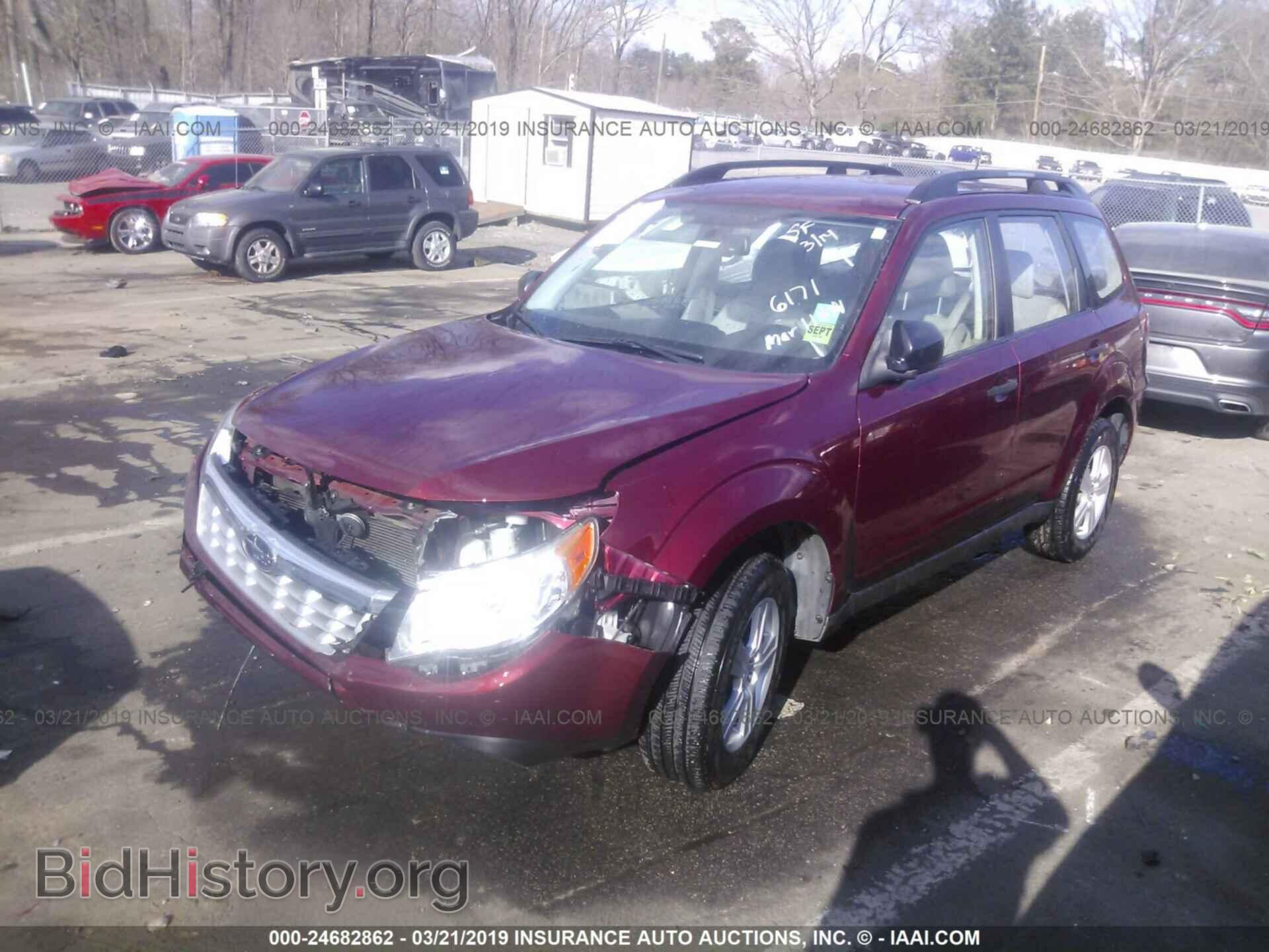 2013 SUBARU FORESTER - VIN: JF2SHABC9DH446171 - Фото 2