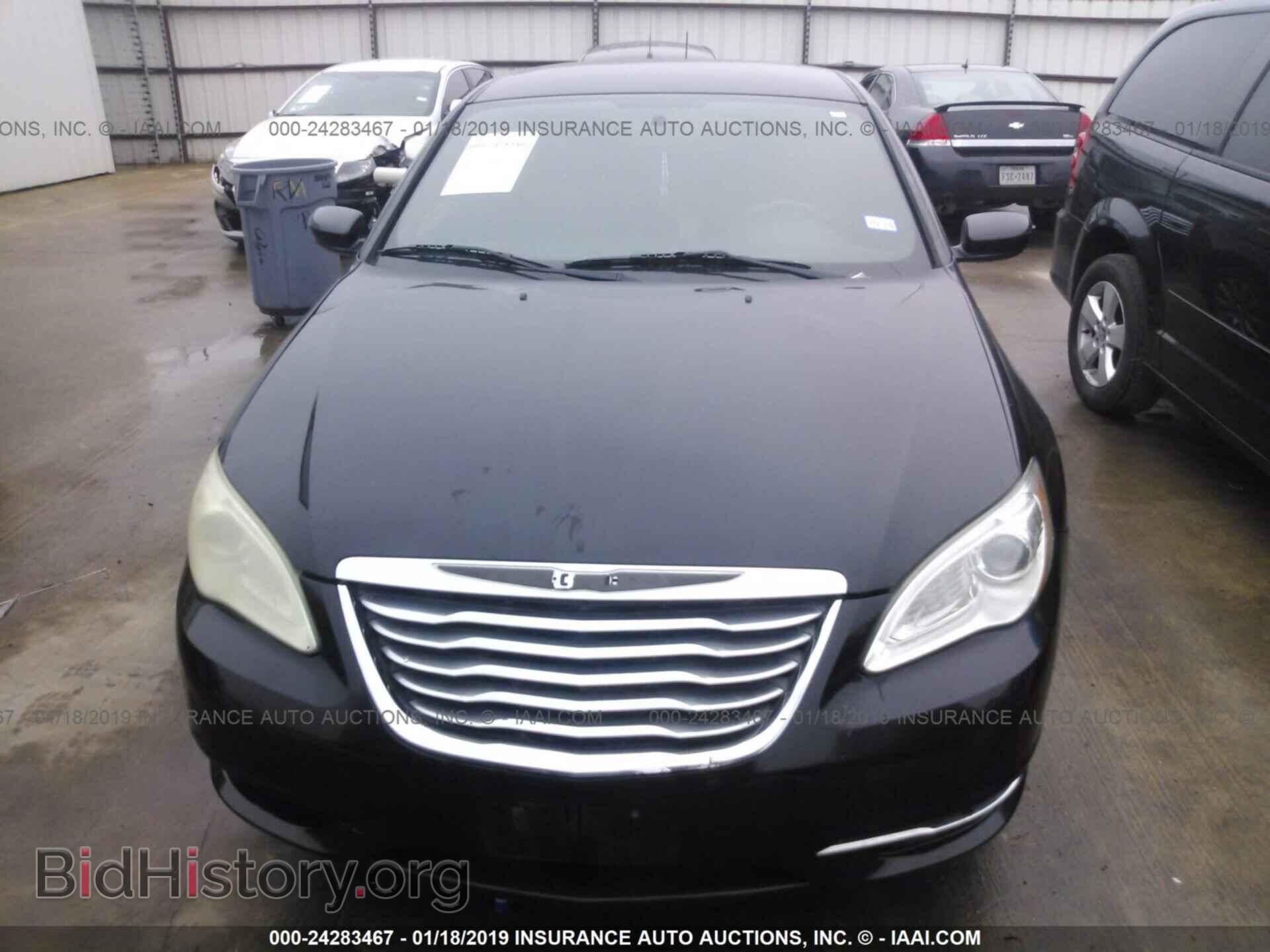 2011 CHRYSLER 200 - VIN: 1C3BC1FB2BN542855 - Photo 6