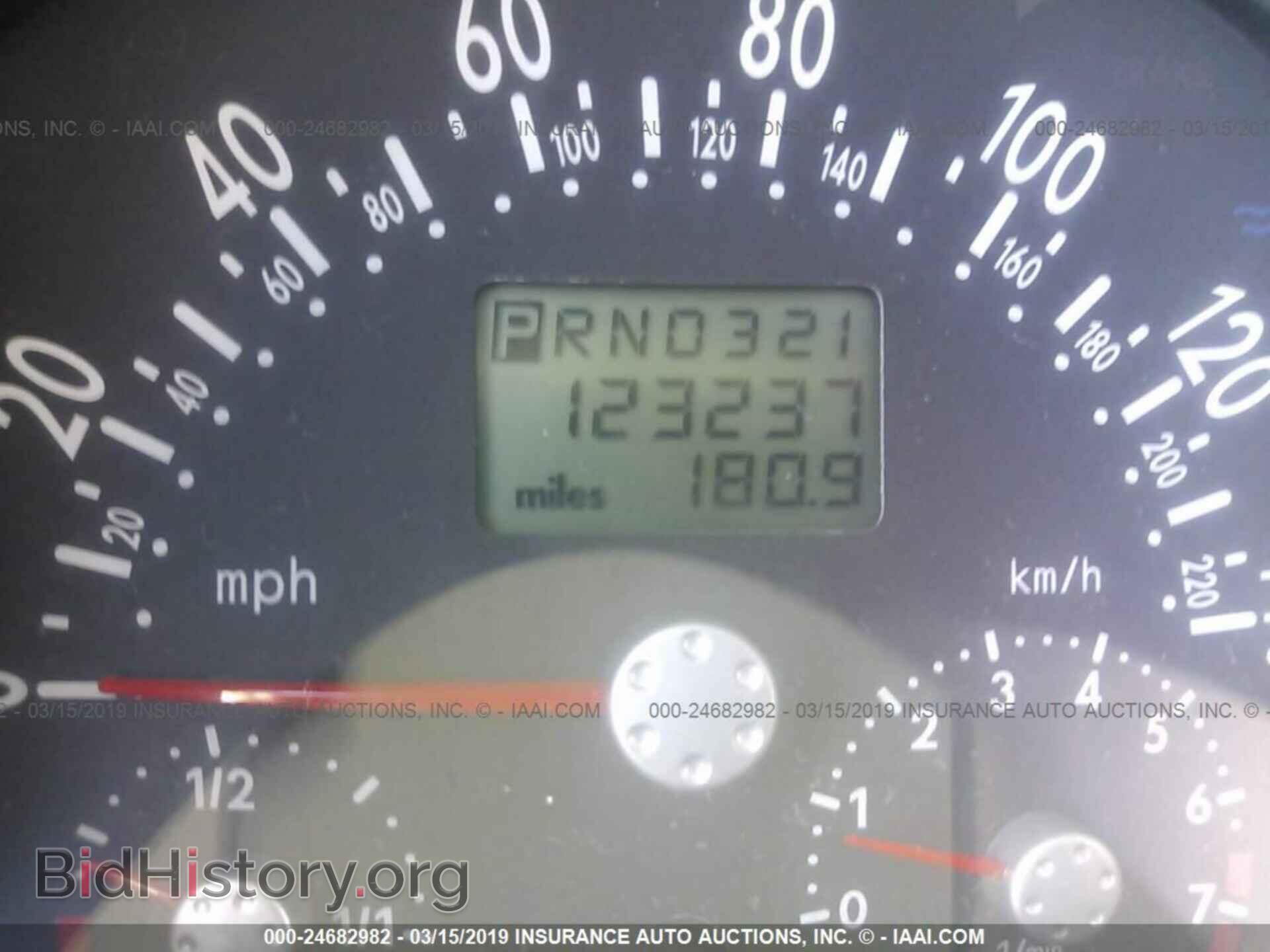 2000 Volkswagen New Beetle - VIN: 3VWCA21C8YM418617 - Фото 7