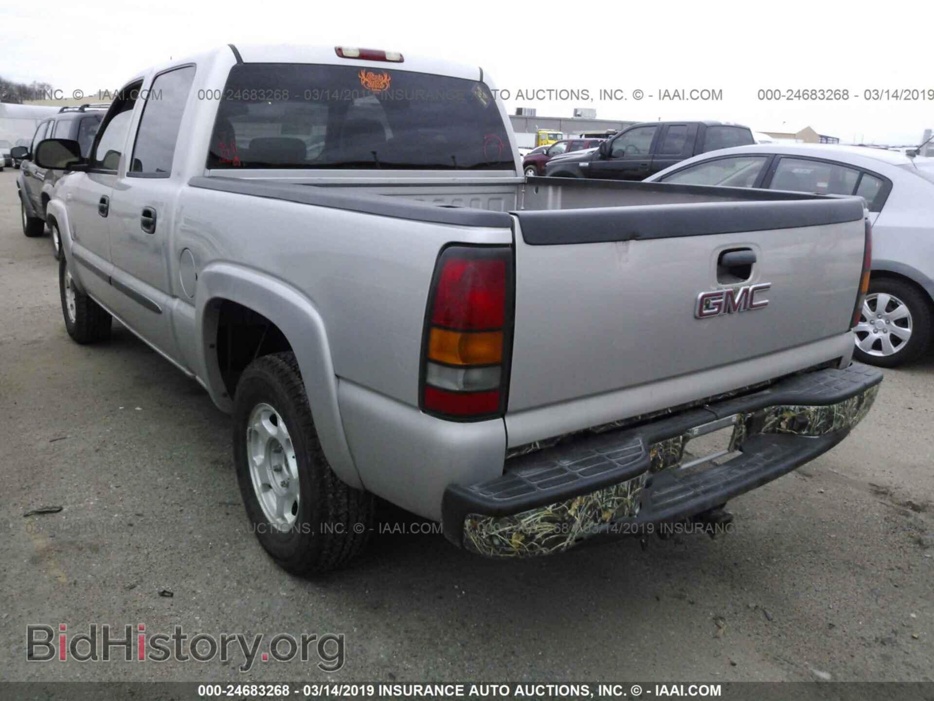 2004 GMC NEW SIERRA - VIN: 2GTEK13T741300608 - Фото 3