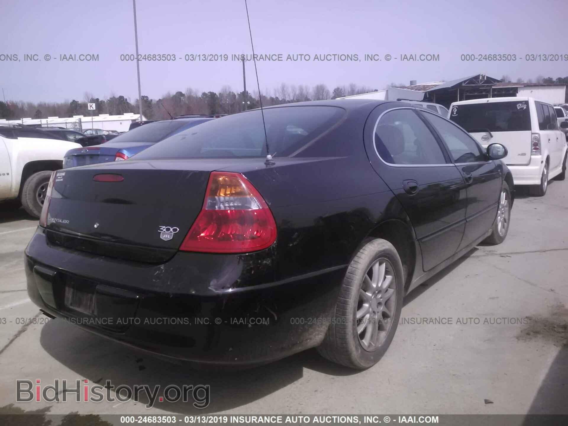 2004 CHRYSLER 300M - VIN: 2C3HE66G04H624866 - Фото 4