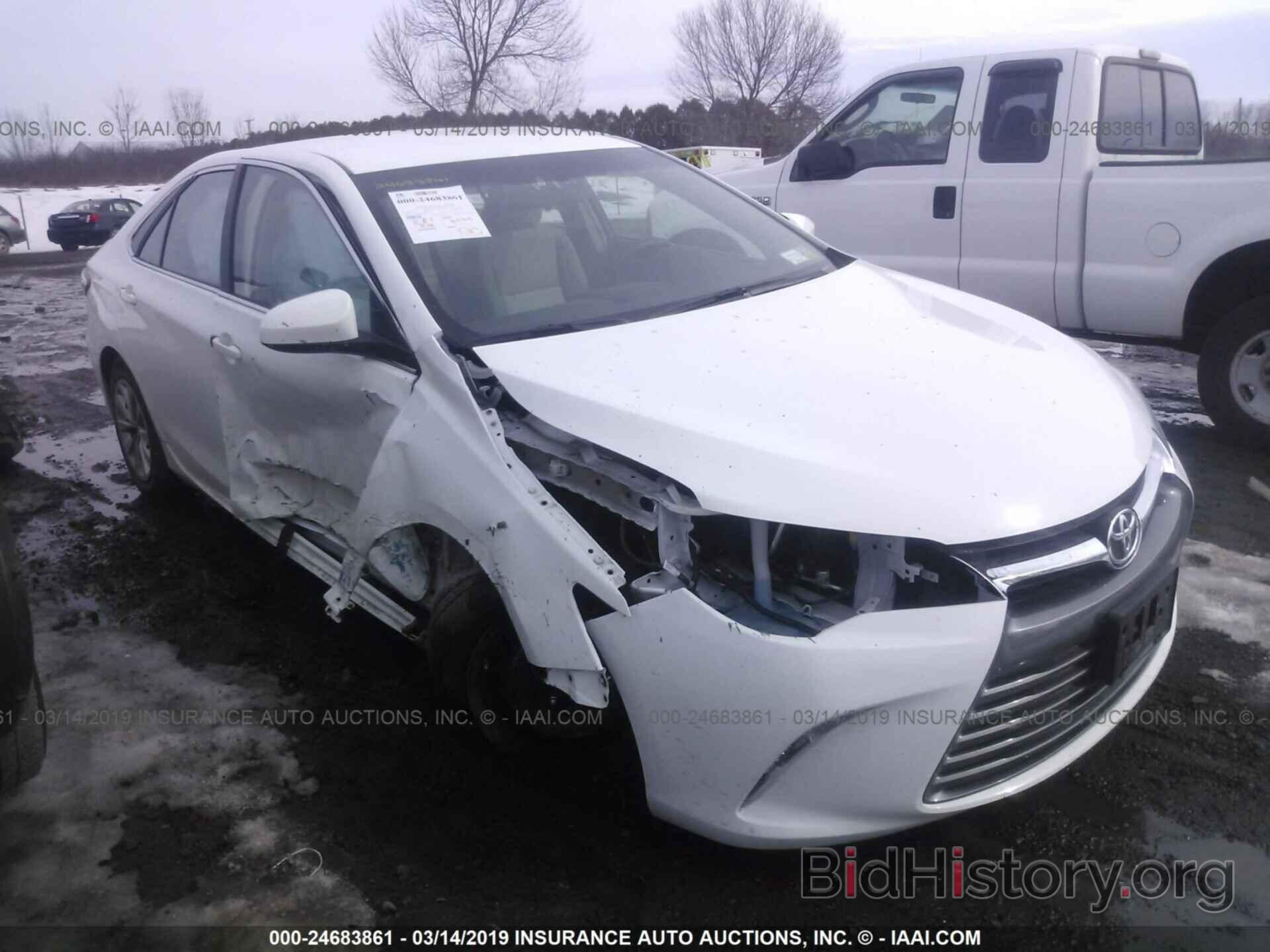 Photo 4T1BF1FK3HU730037 - TOYOTA CAMRY 2017