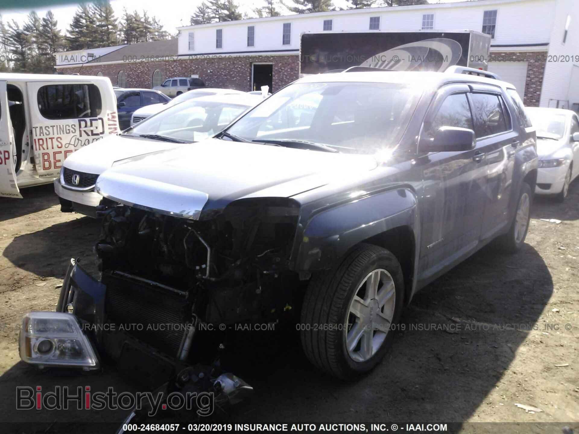 2011 GMC TERRAIN - VIN: 2CTFLVEC5B6353933 - Photo 2
