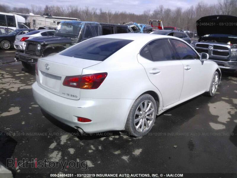 2006 Lexus IS (VIN JTHCK262662005162) — photo 4 of 10