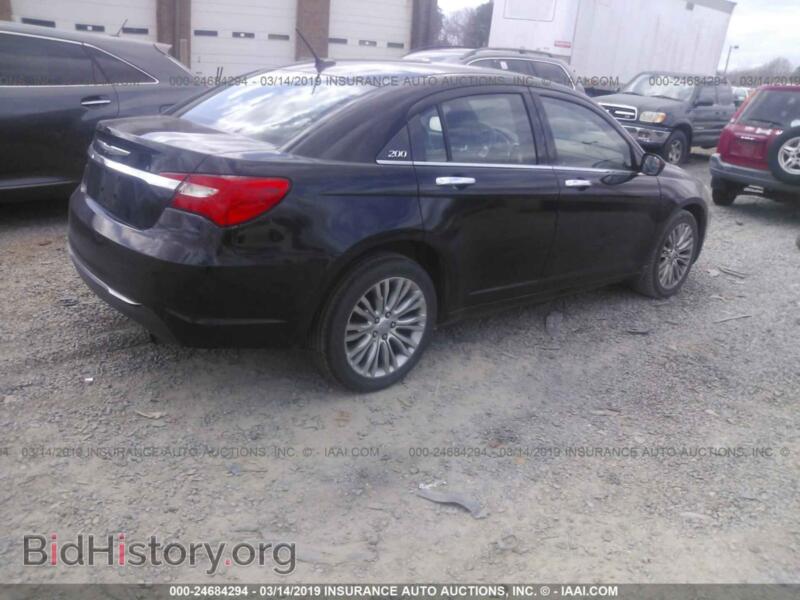 2012 Chrysler 200 (VIN 1C3CCBCB2CN160356) — photo 4 of 10