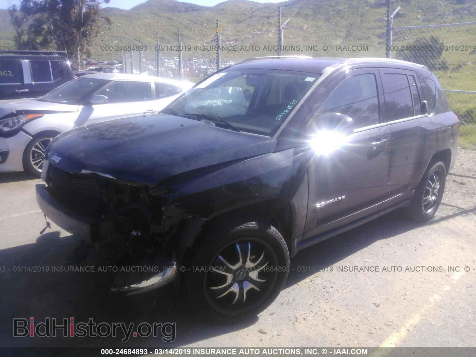 2012 Jeep Compass - VIN: 1C4NJCBB9CD559577 - Фото 2