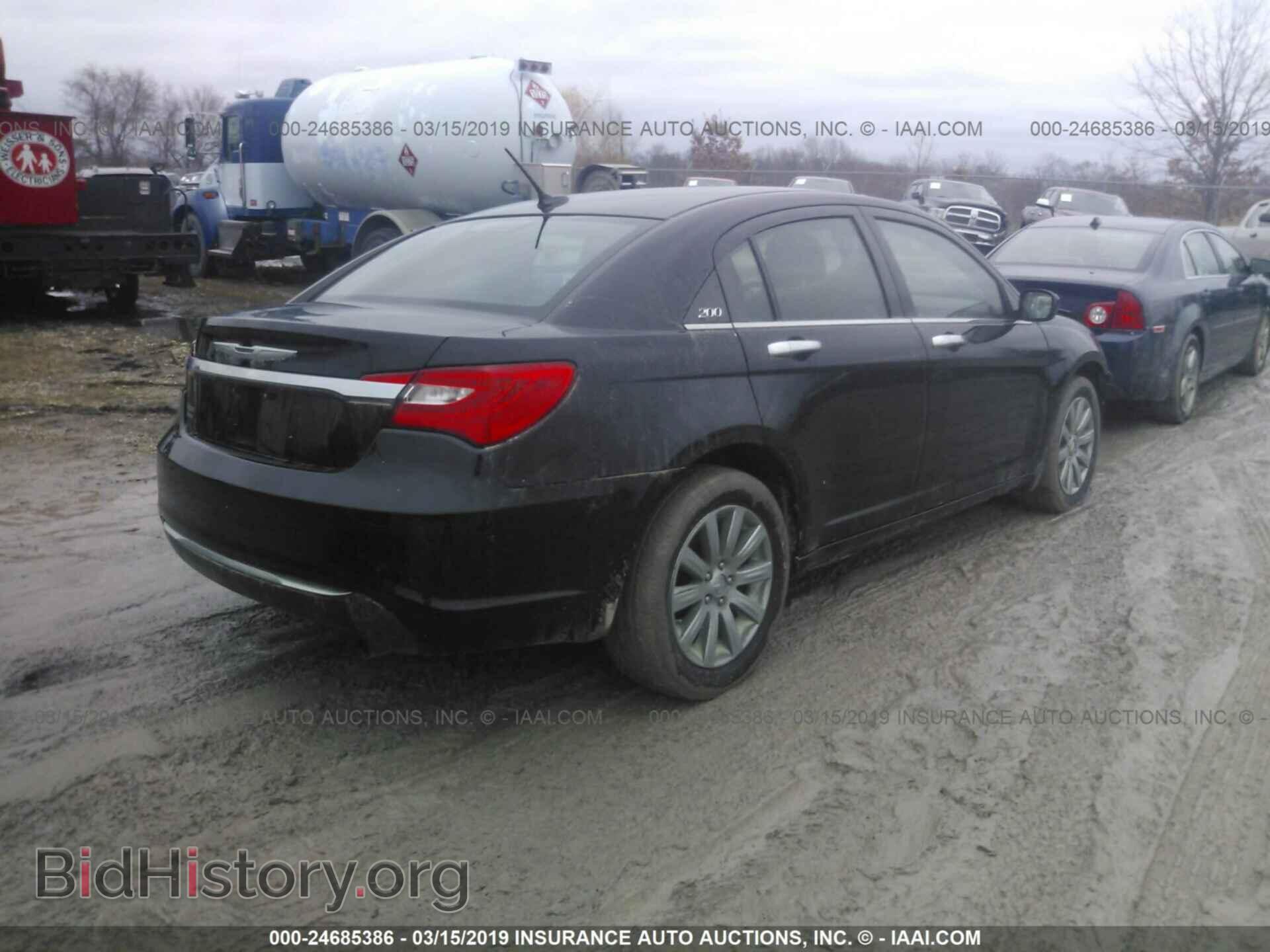 2013 CHRYSLER 200 - VIN: 1C3CCBBB9DN762481 - Фото 4