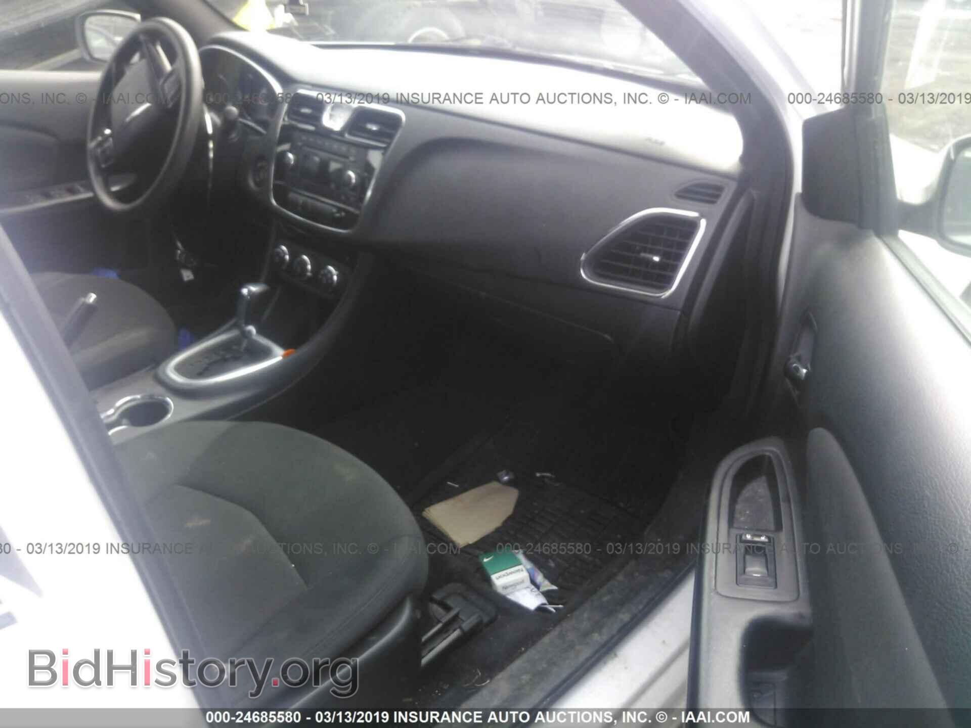 2011 CHRYSLER 200 - VIN: 1C3BC4FB3BN547841 - Фото 5