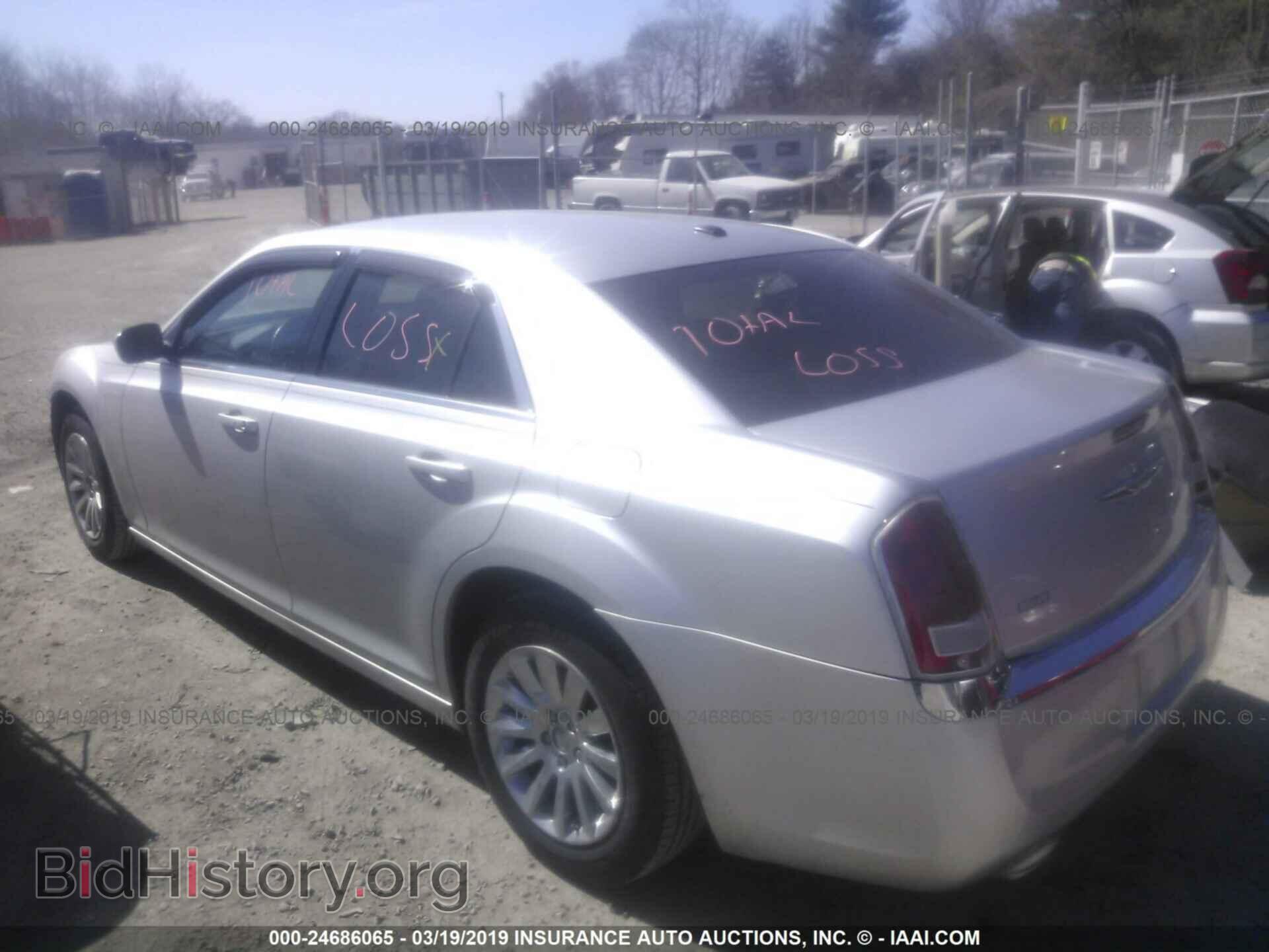 2012 CHRYSLER 300 - VIN: 2C3CCAAG1CH108430 - Photo 3