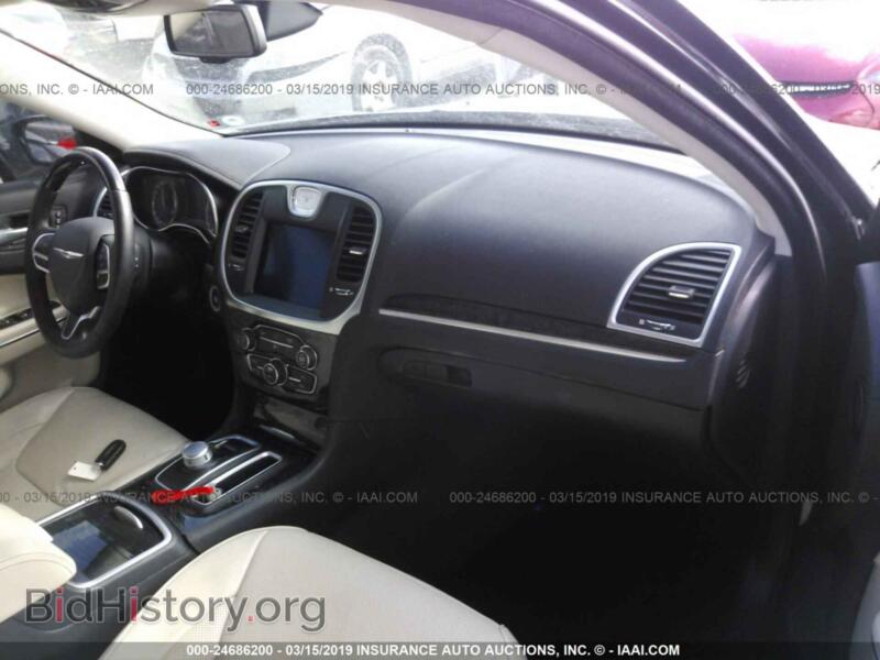 2017 Chrysler 300C (VIN 2C3CCAEG1HH599650) — фото 5 из 10