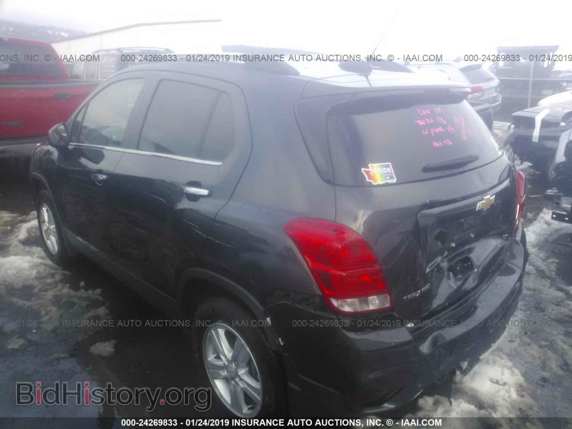 2018 CHEVROLET TRAX - VIN: 3GNCJPSB4JL219508 - Фото 3