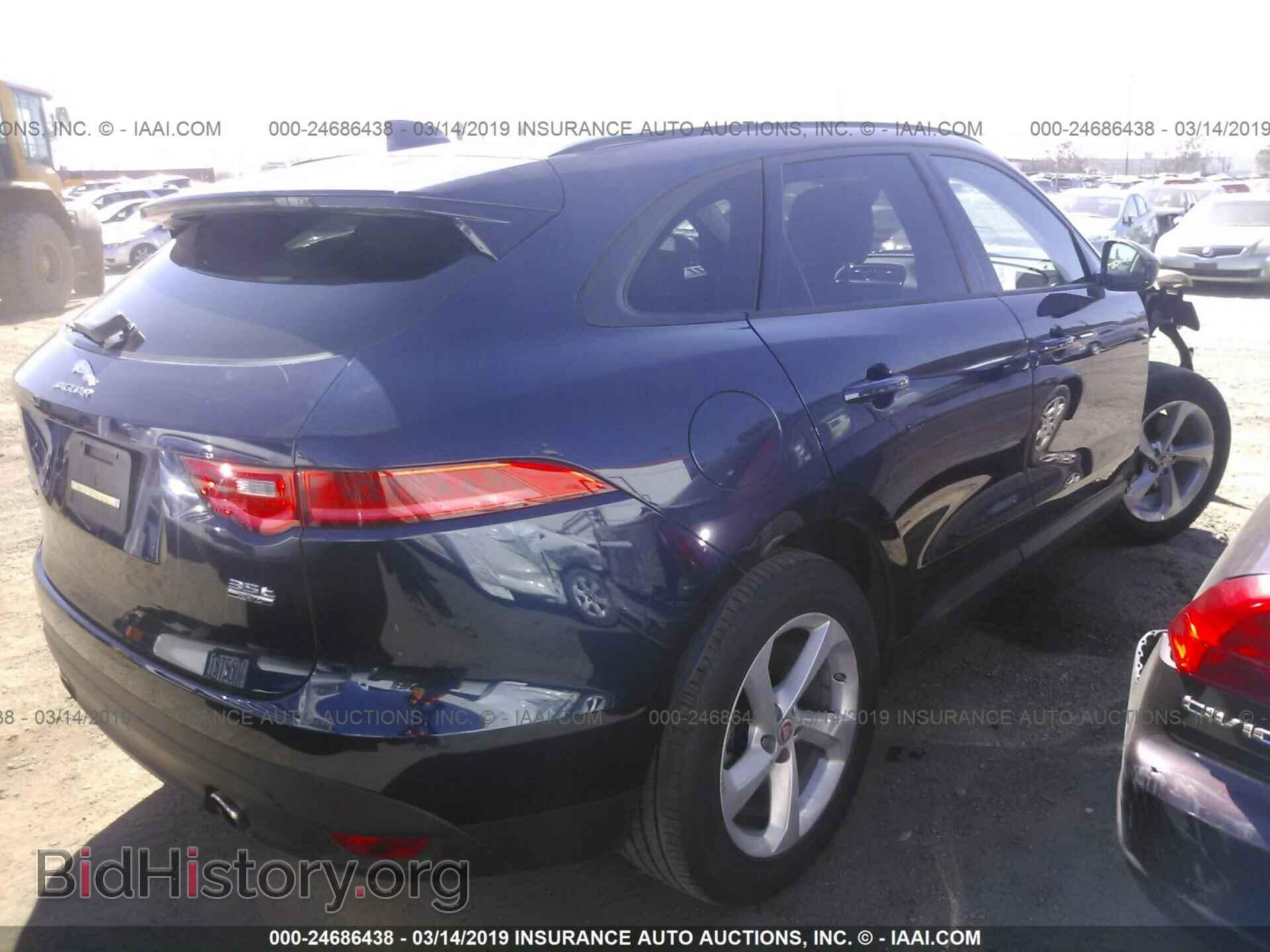 2017 JAGUAR F-PACE - VIN: SADCJ2BV2HA491079 - Photo 4