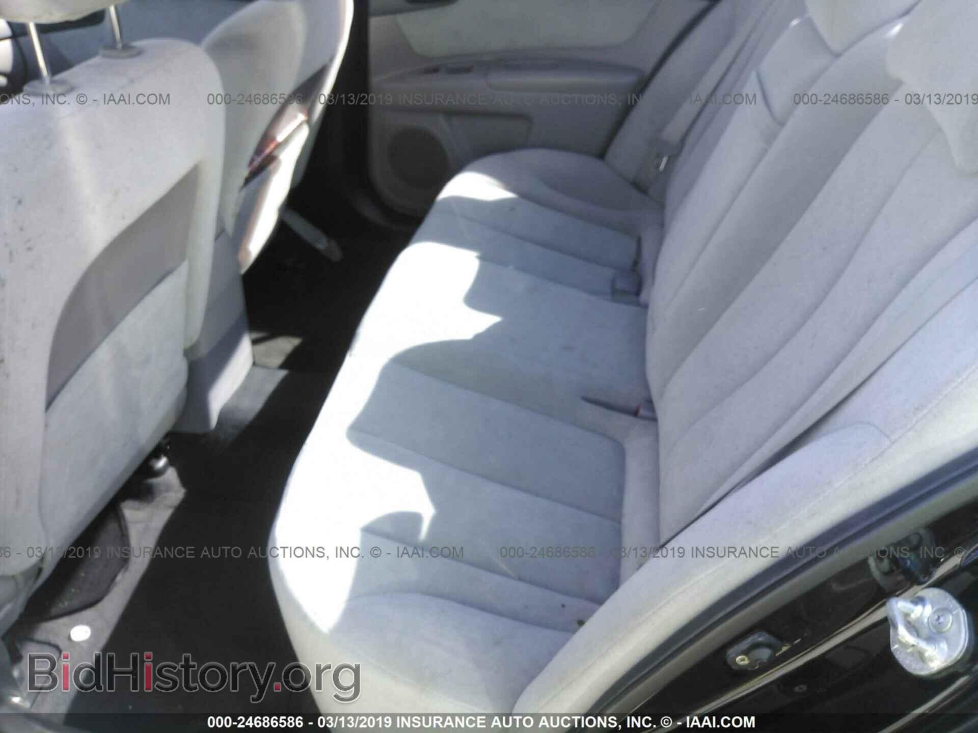 2009 KIA OPTIMA - VIN: KNAGE228X95307302 - Фото 8