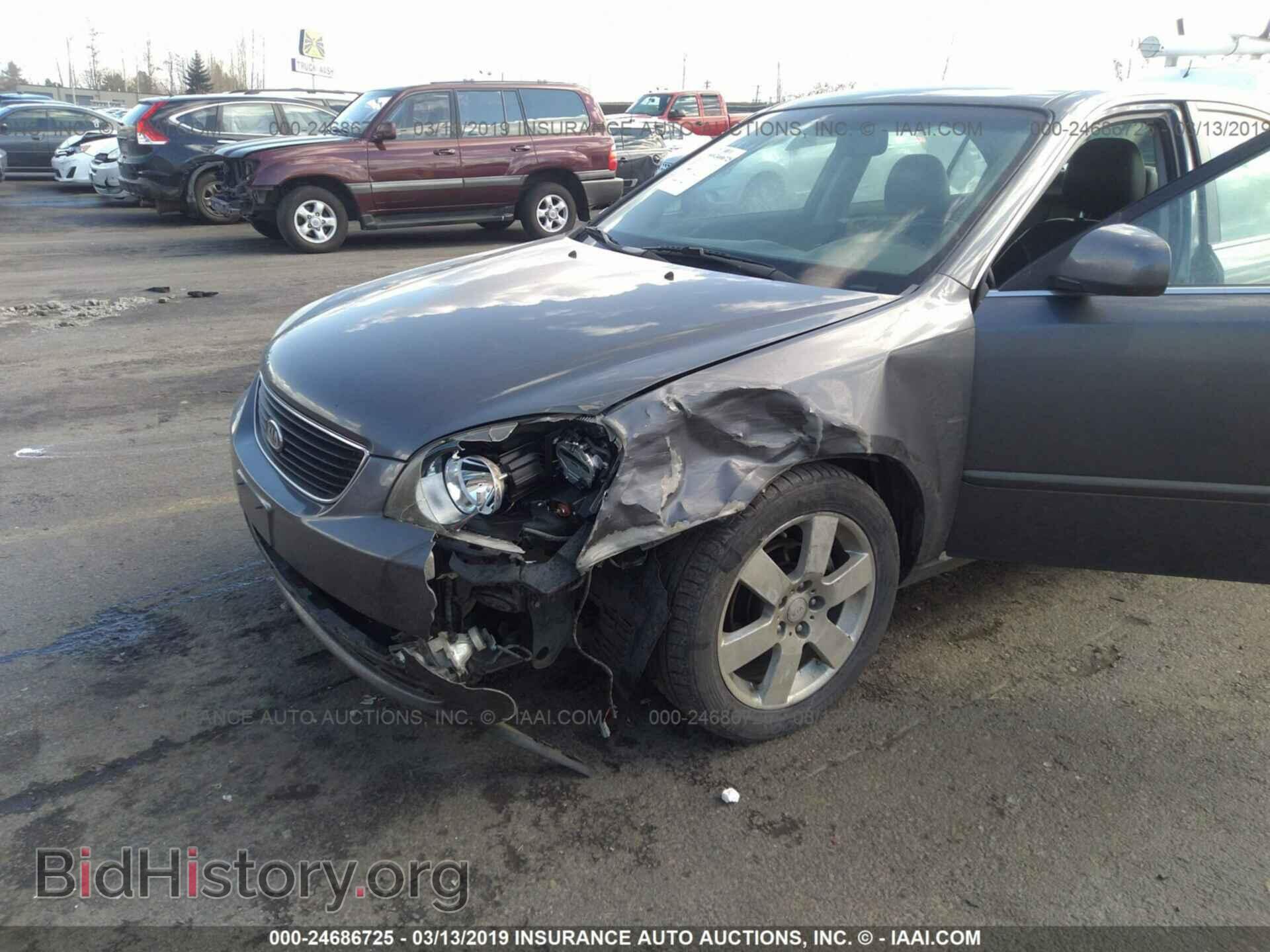 2007 KIA OPTIMA - VIN: KNAGE124575137225 - Фото 6