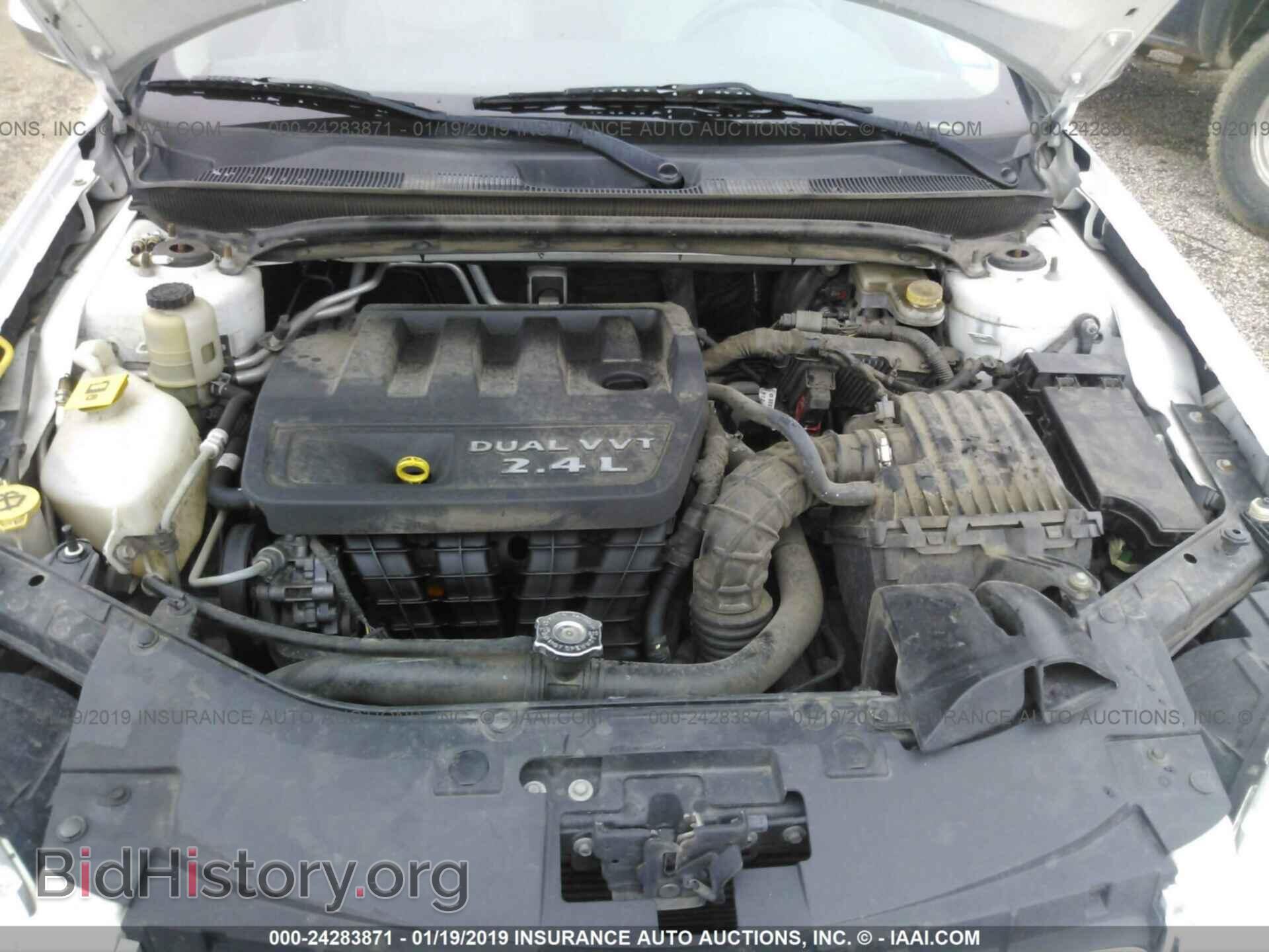 2011 CHRYSLER 200 - VIN: 1C3BC2FB6BN581289 - Photo 10